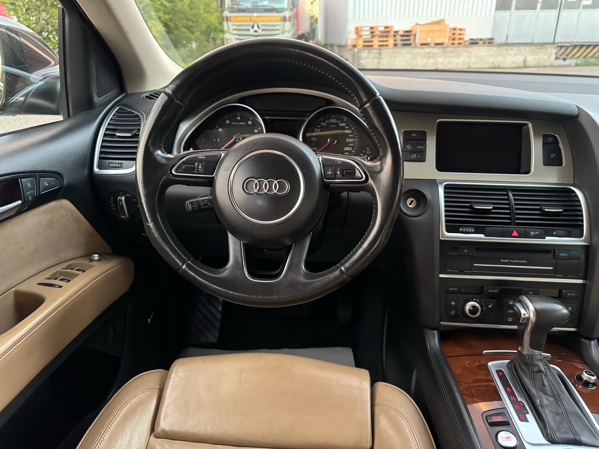 AUDI Q7 3.0 TFSI quattro tiptronic-image-18