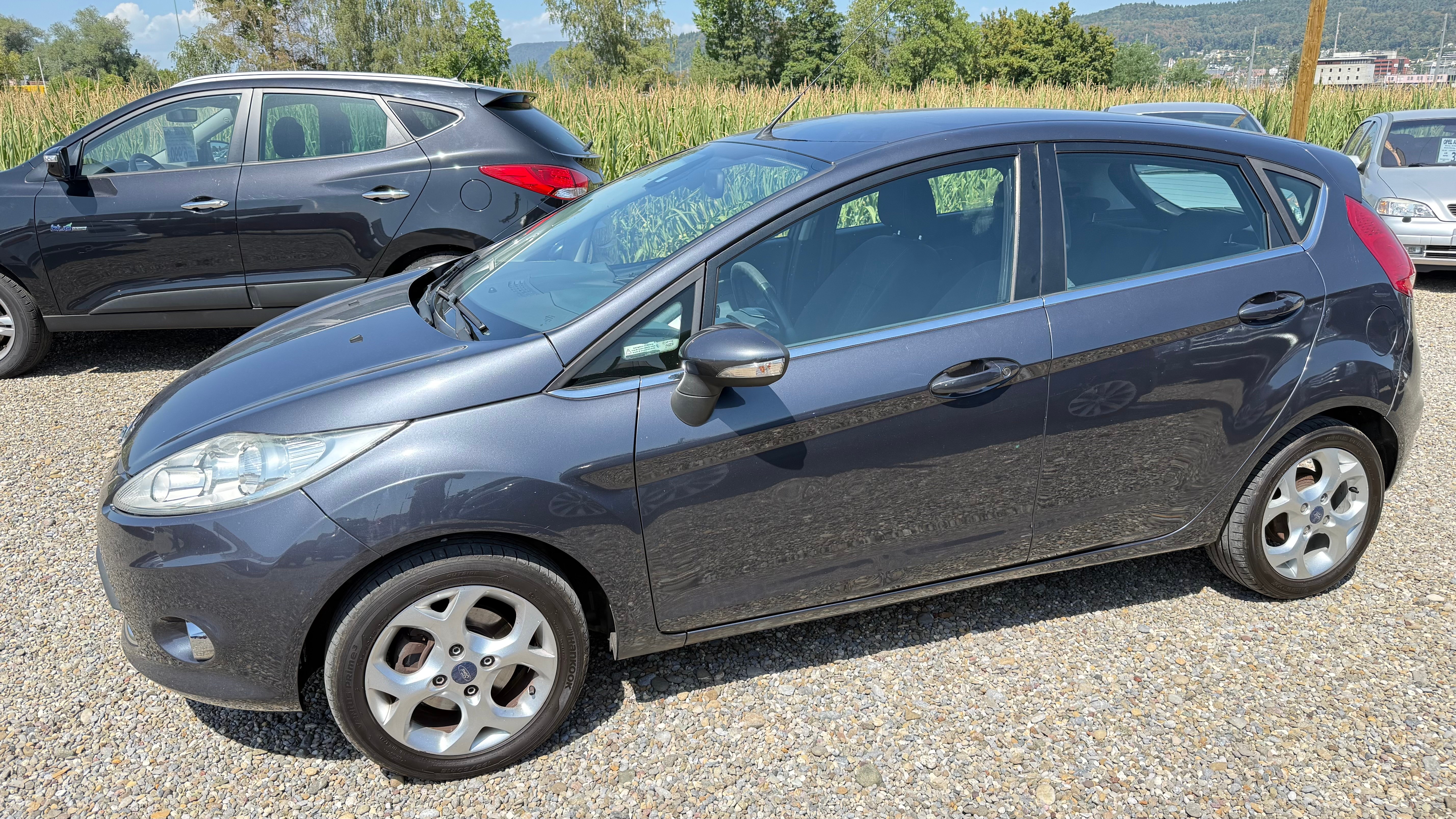 Car photo