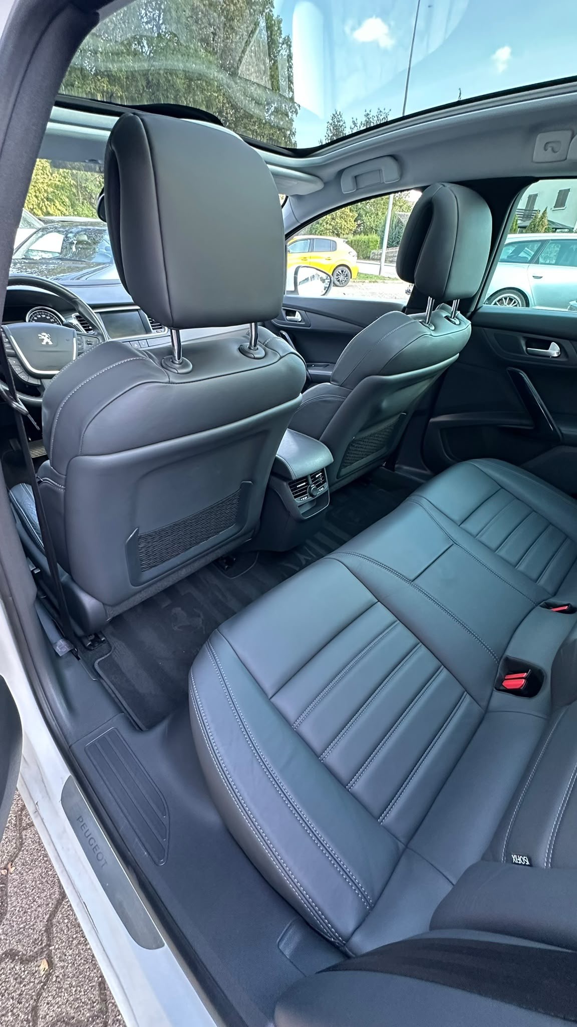 PEUGEOT 508 SW 2.2 HDI GT Automatic-image-9