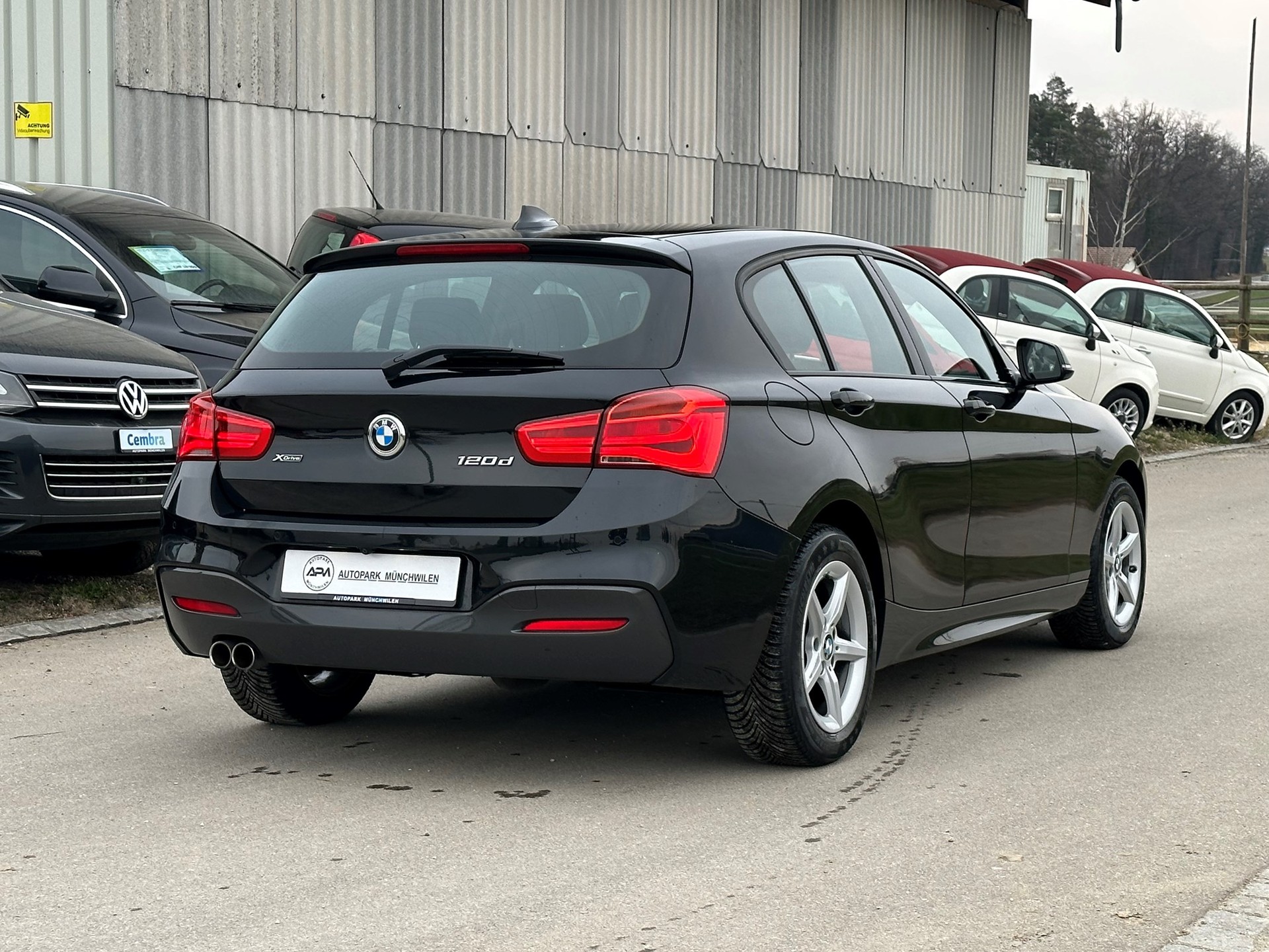 BMW 120d xDrive M Sport Steptronic-image-2