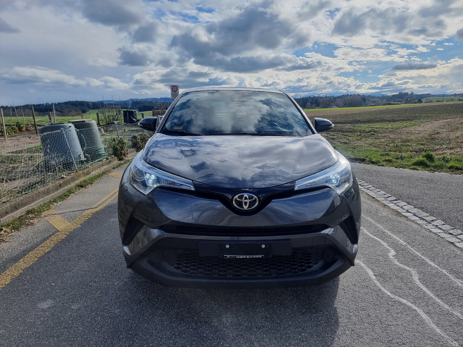 TOYOTA C-HR 1.2 Turbo Active-image-1