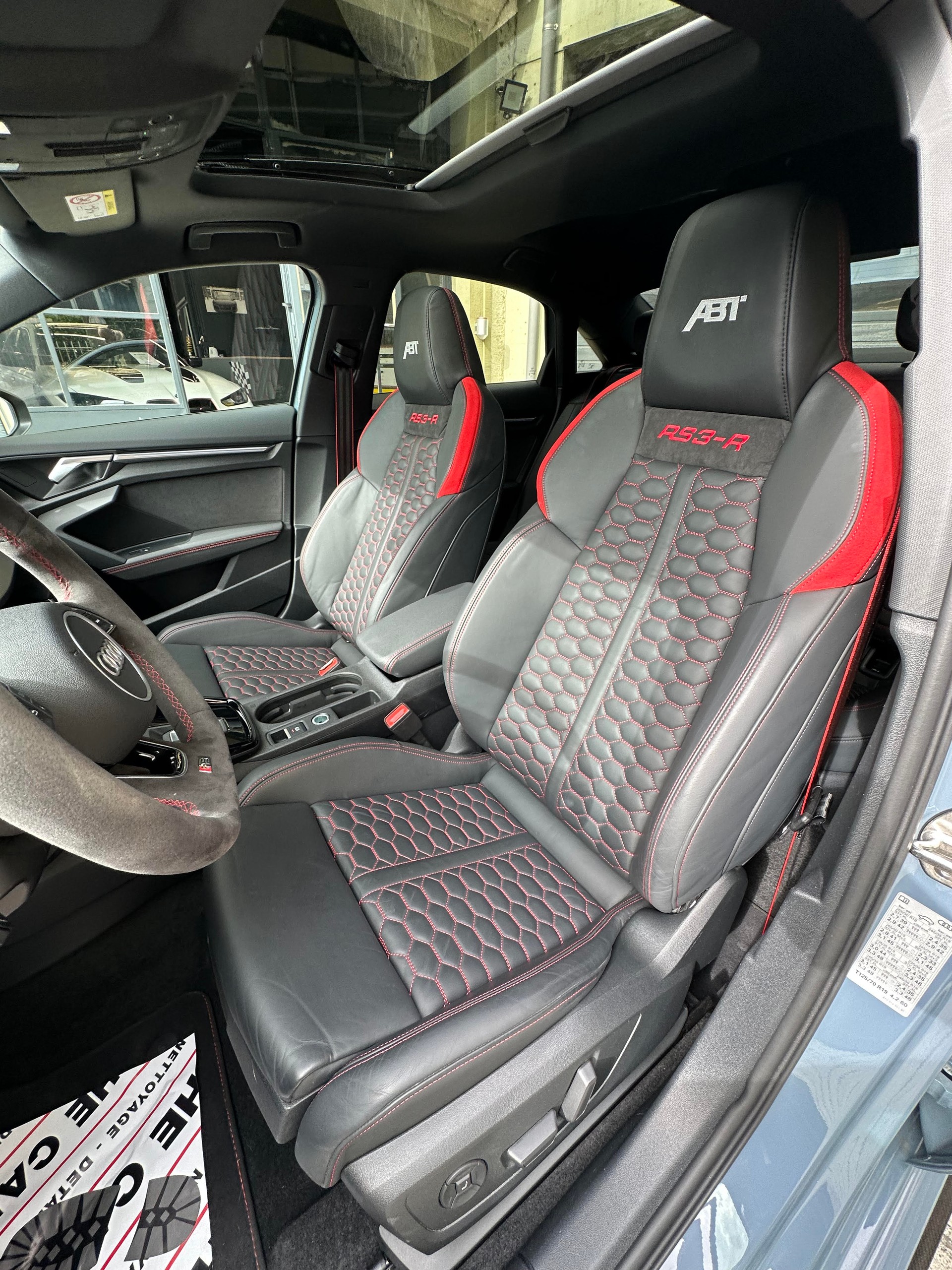AUDI RS3-R Limousine 2.5 TSI quattro ABT R 1of200-image-7
