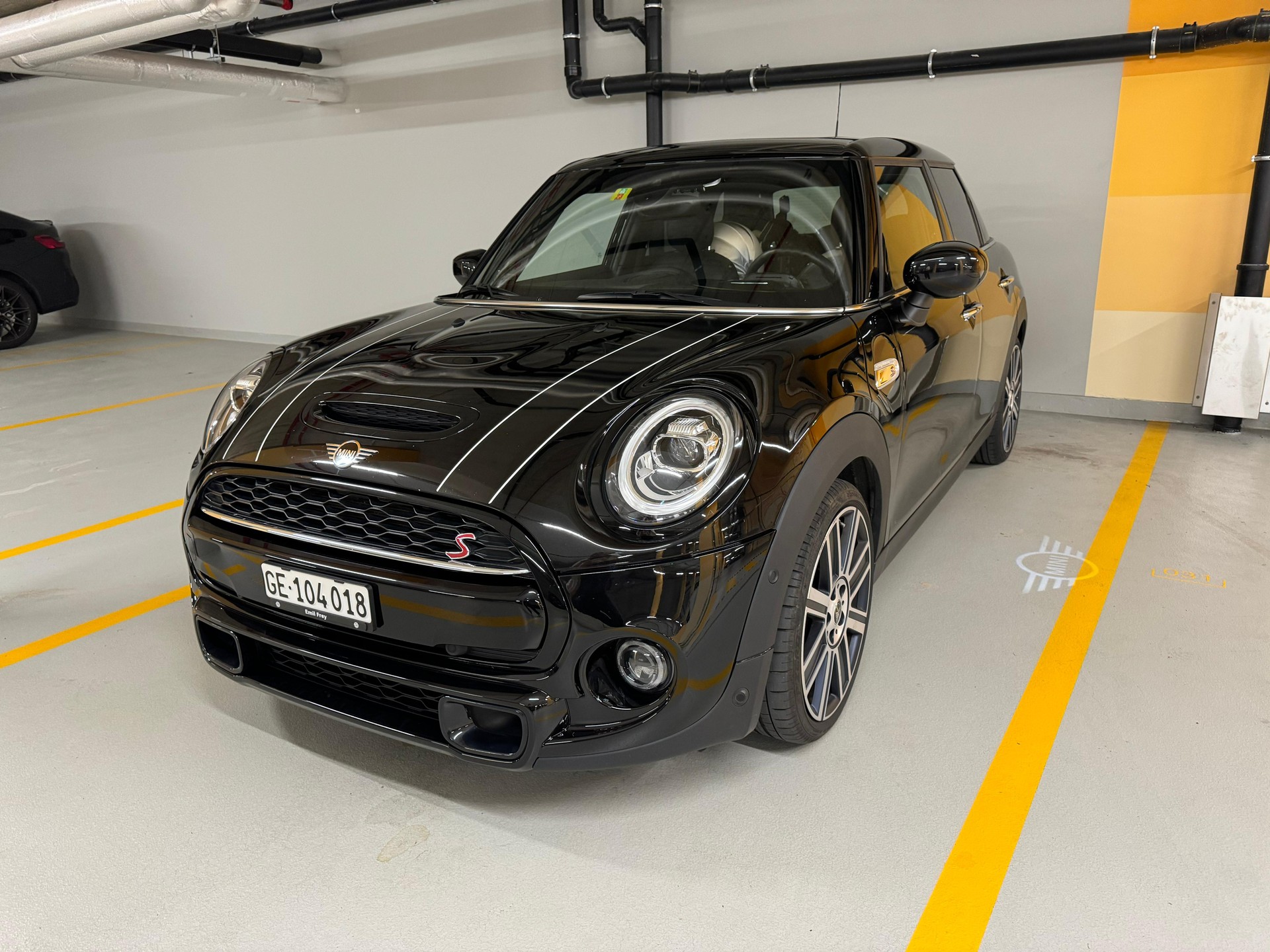 MINI Mini Cooper S Steptronic DKG (Trafalgar) 5 portes-image-0