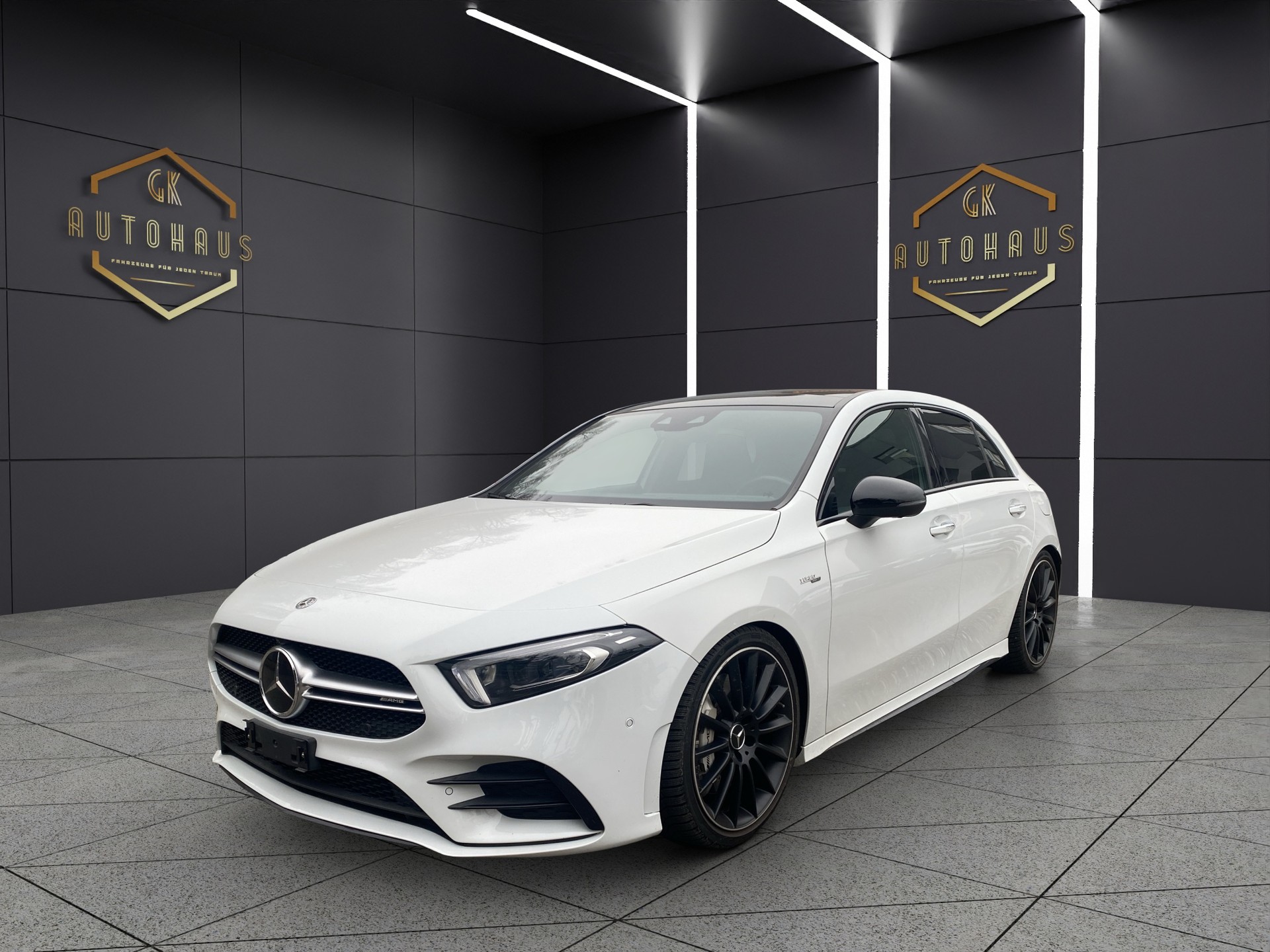 MERCEDES-BENZ A 35 AMG 4Matic Speedshift-image-0