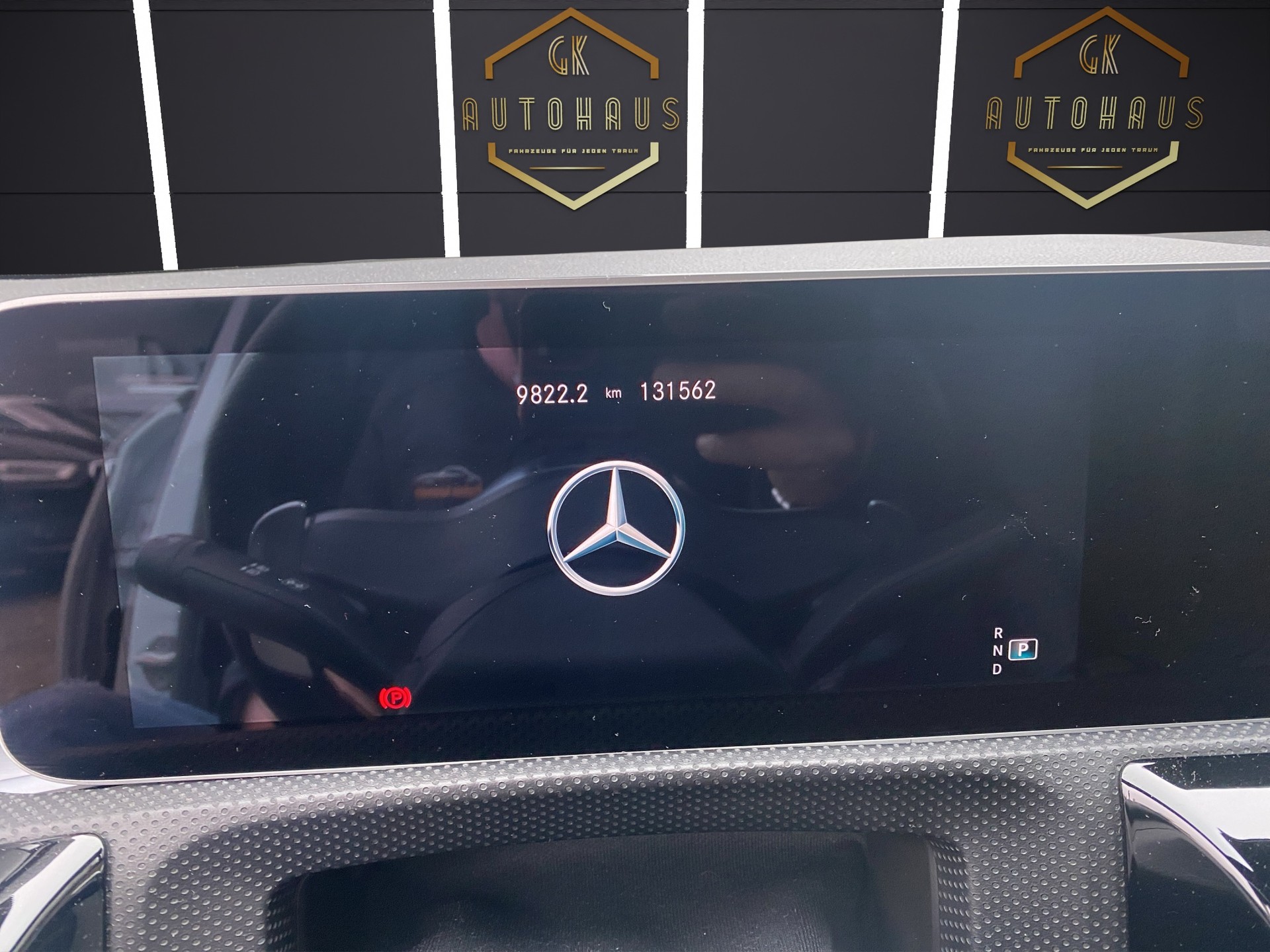 MERCEDES-BENZ A 35 AMG 4Matic Speedshift-image-11