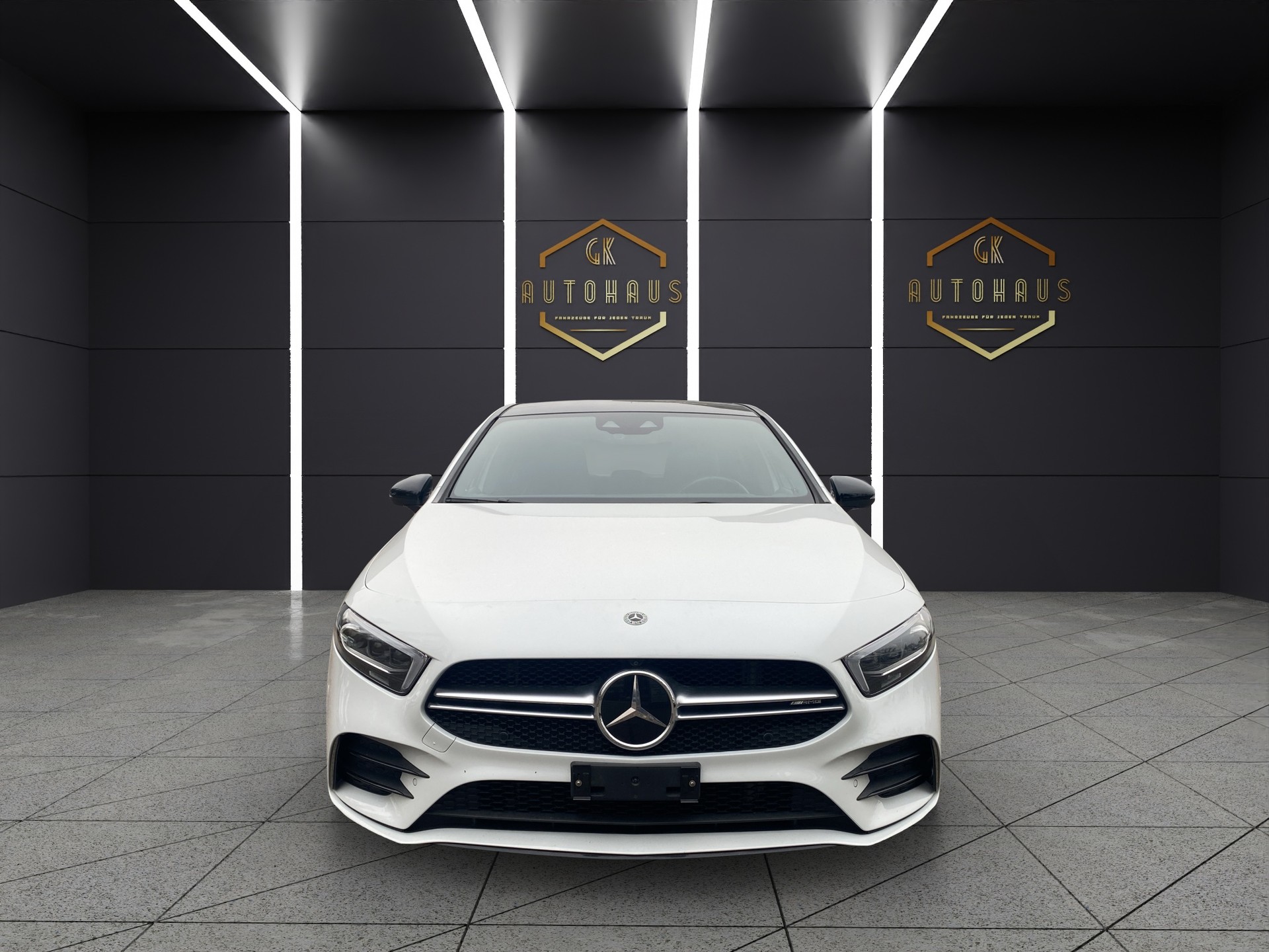 MERCEDES-BENZ A 35 AMG 4Matic Speedshift-image-7