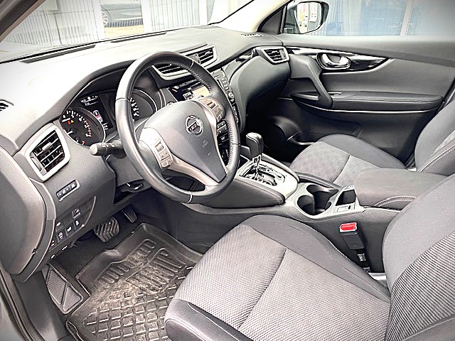 NISSAN Qashqai 1.2 DIG-T N-Connecta-image-5