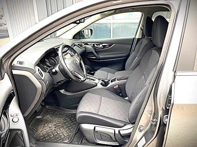 NISSAN Qashqai 1.2 DIG-T N-Connecta-image-7