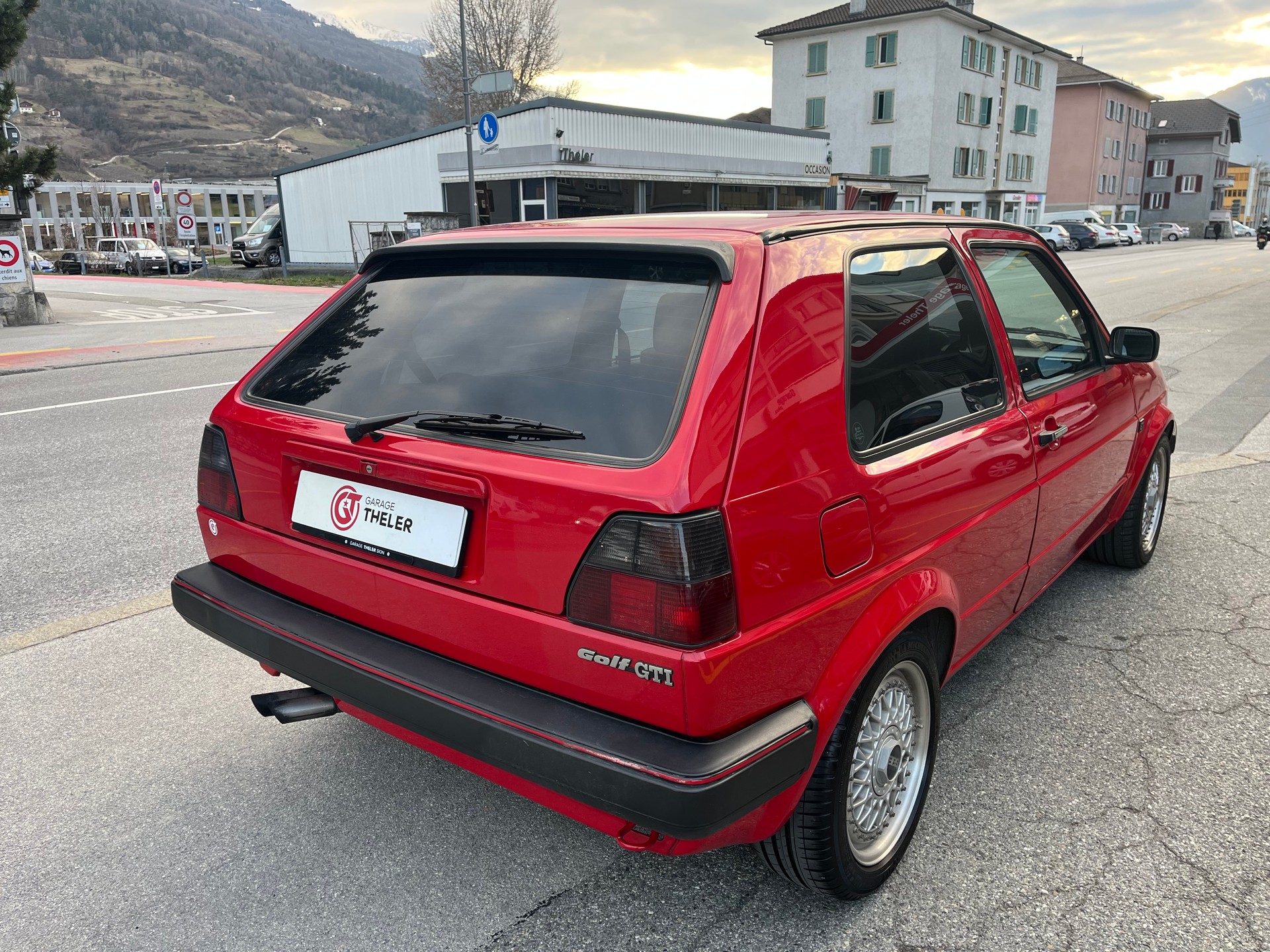 VW Golf 1800 GTI-image-5