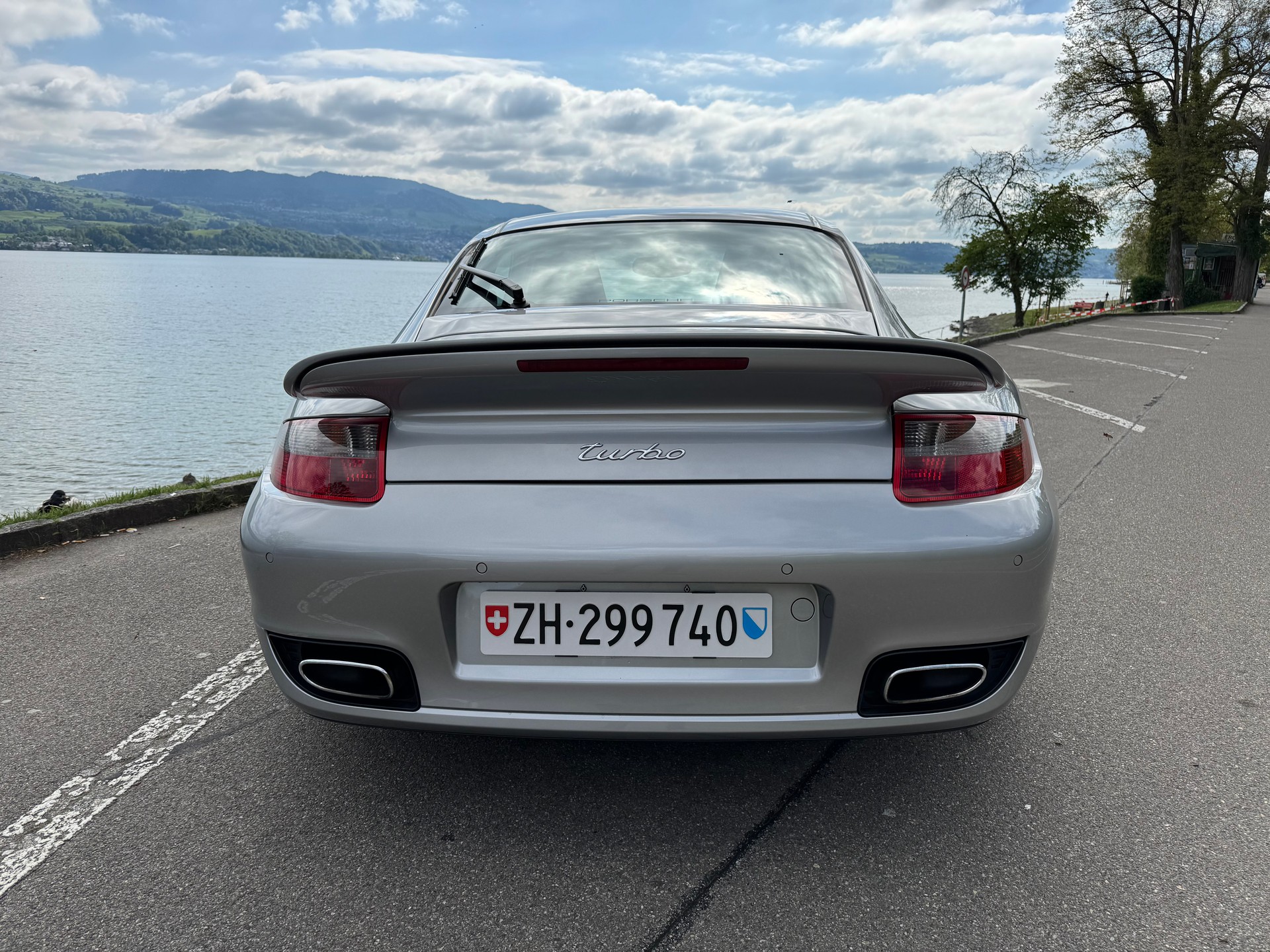 PORSCHE 911 Turbo-image-13