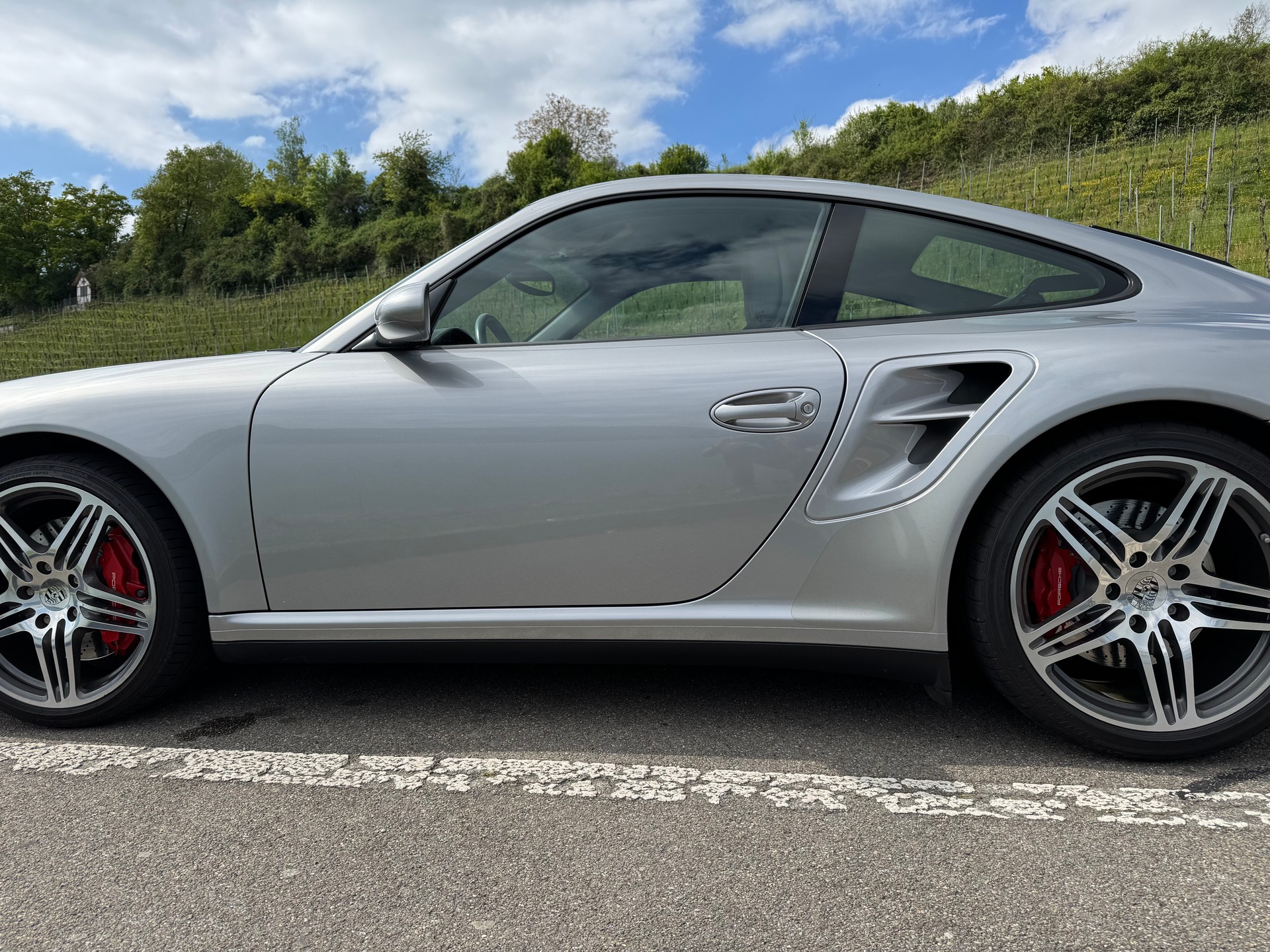 PORSCHE 911 Turbo-image-5