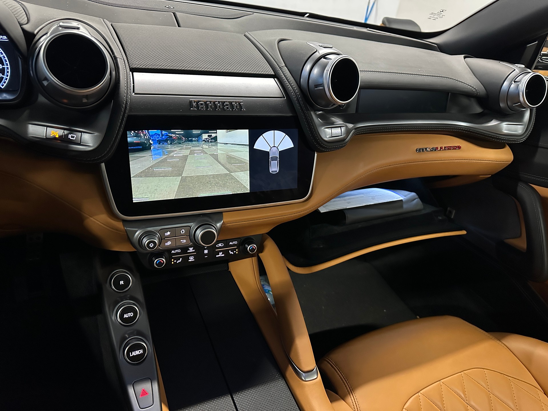 FERRARI GTC 4 Lusso-image-12