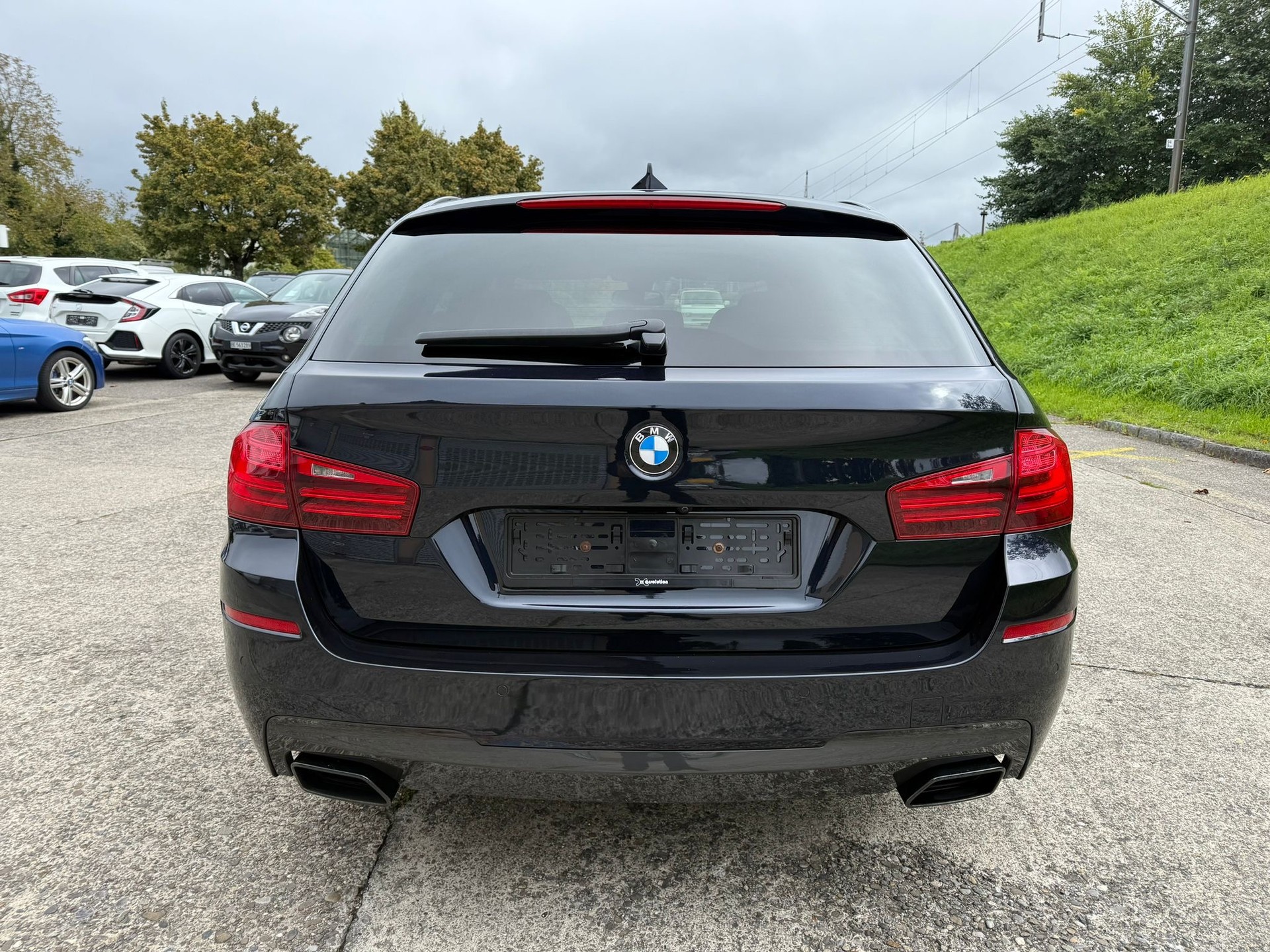 BMW M550d Touring xDrive Steptronic-image-3