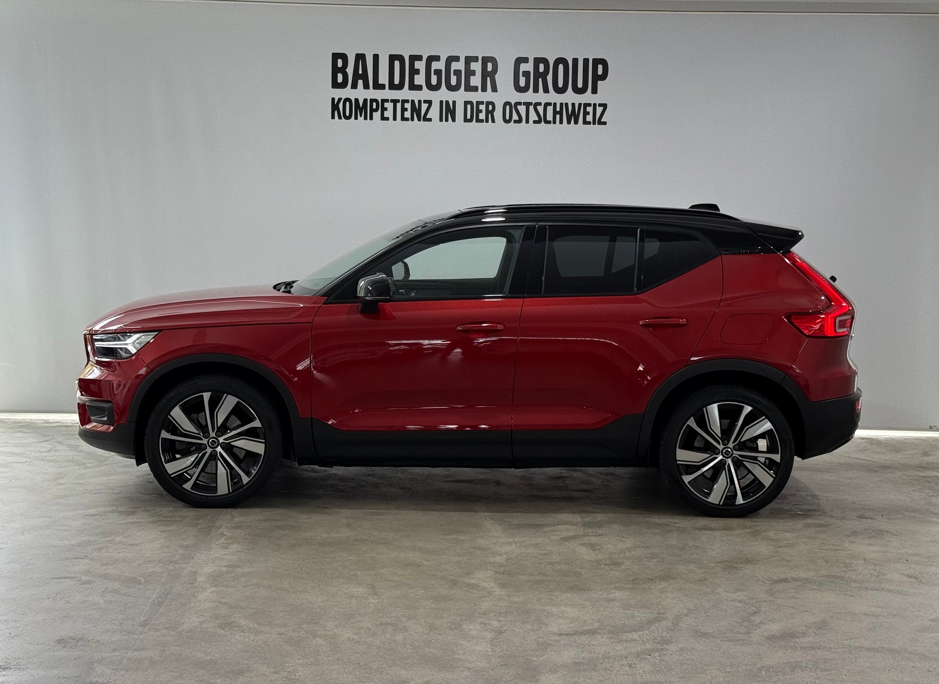 POLESTAR XC40 P8 AWD Pure Electric R-Design-image-1