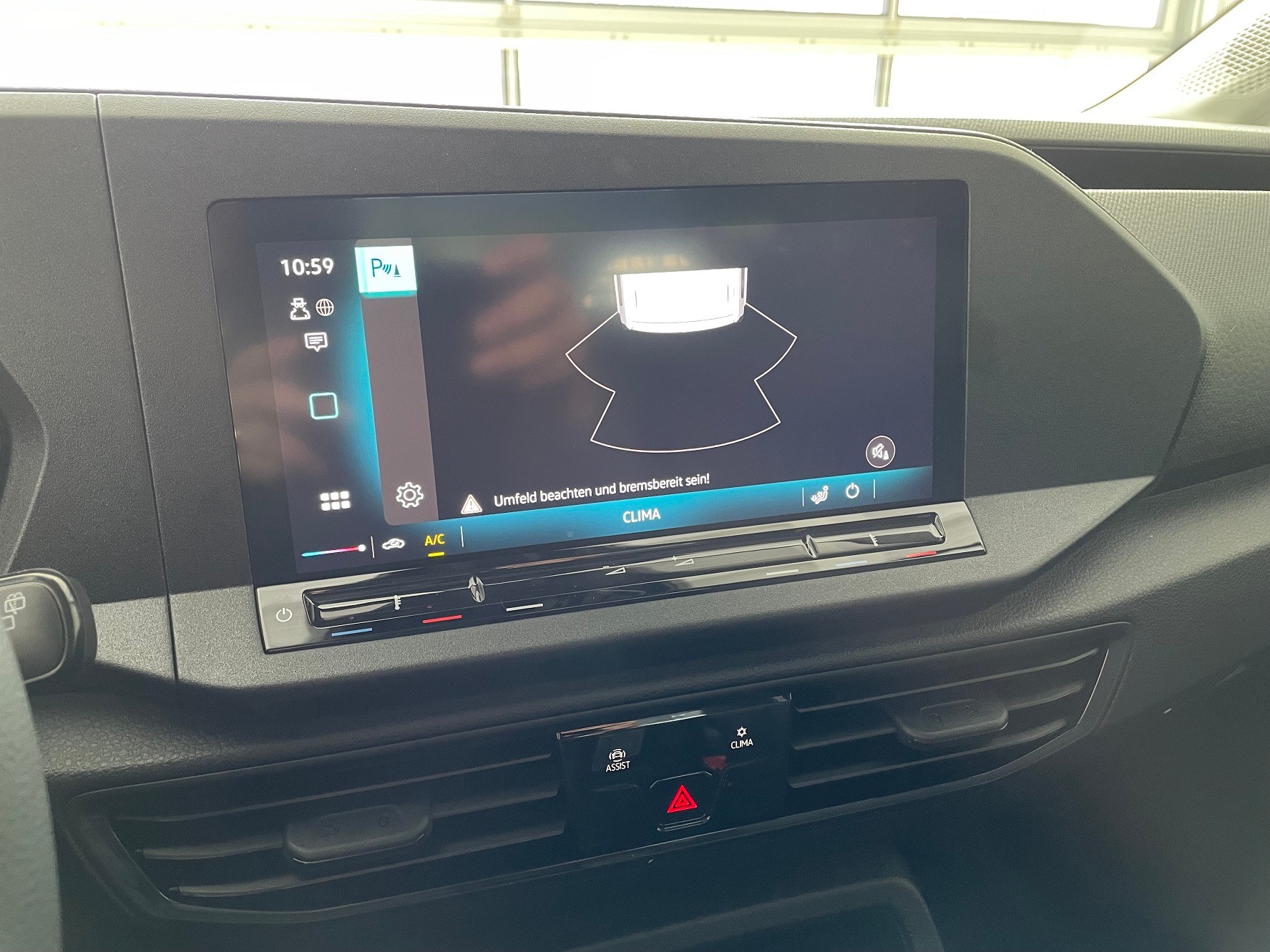VW Caddy Cargo 2.0TDI 4Motion-image-12