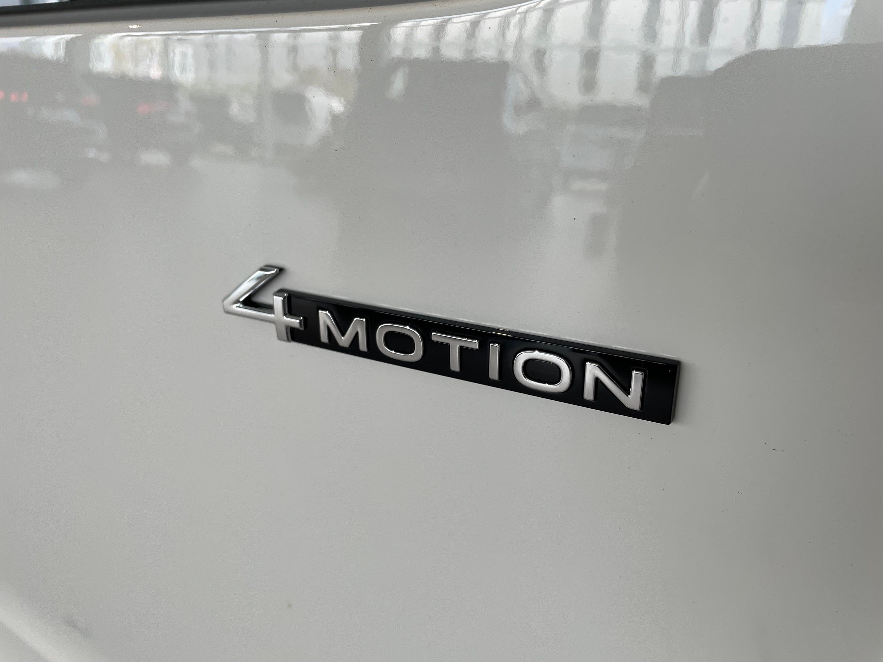 VW Caddy Cargo 2.0TDI 4Motion-image-6