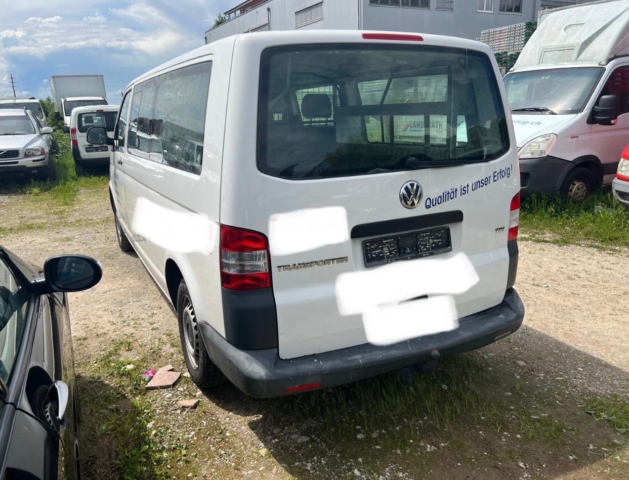 VW T5 2.0 TDI-image-2