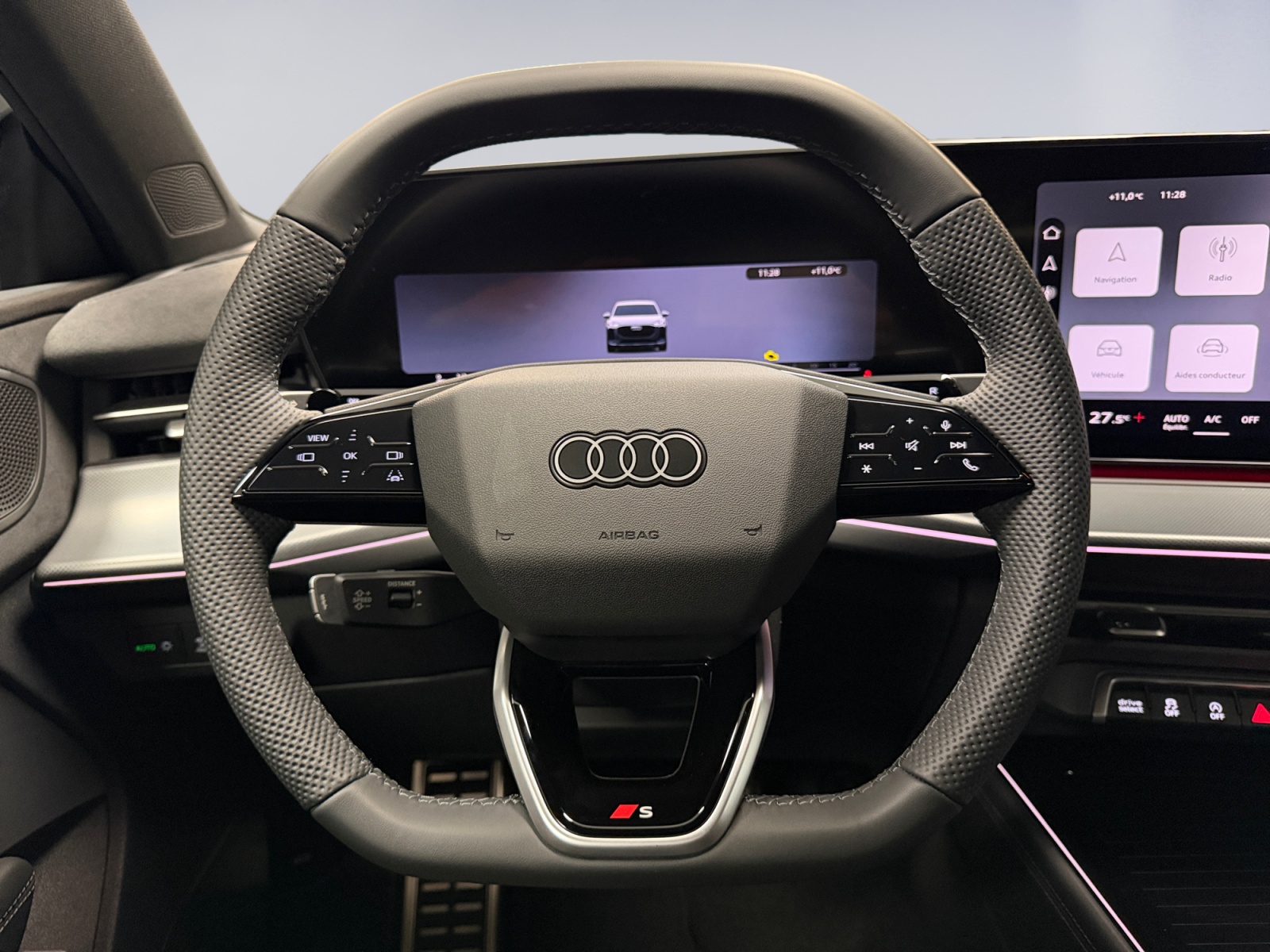 AUDI Q3 SUV 110 kW TFSI S tronic-image-9