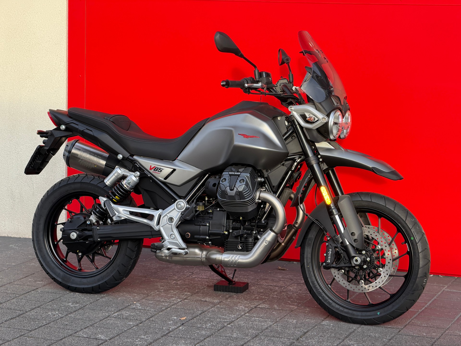 MOTO GUZZI V85 TT Strada E5+-image-14