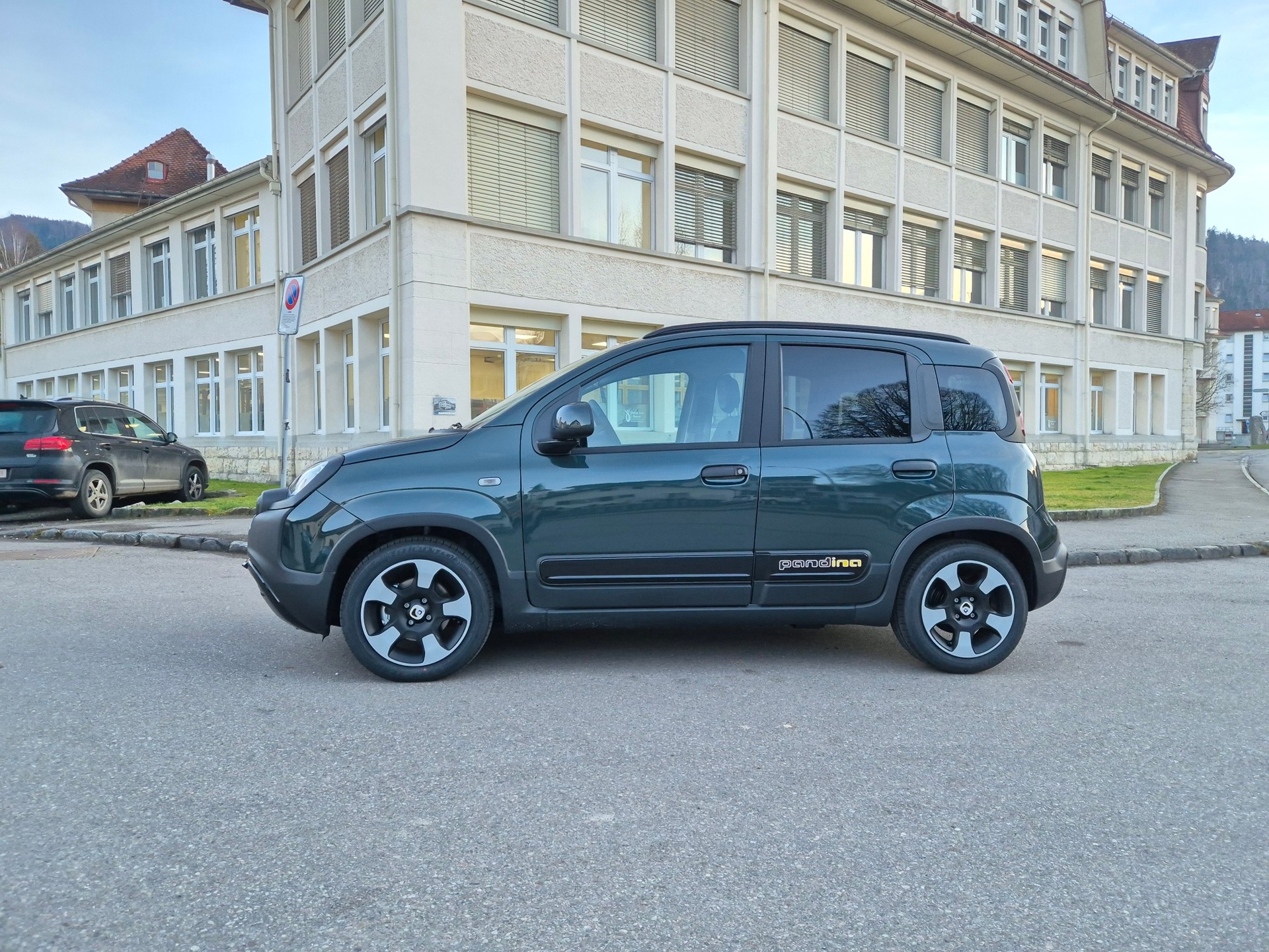 FIAT Panda 1.0 MHEV Cross-image-1