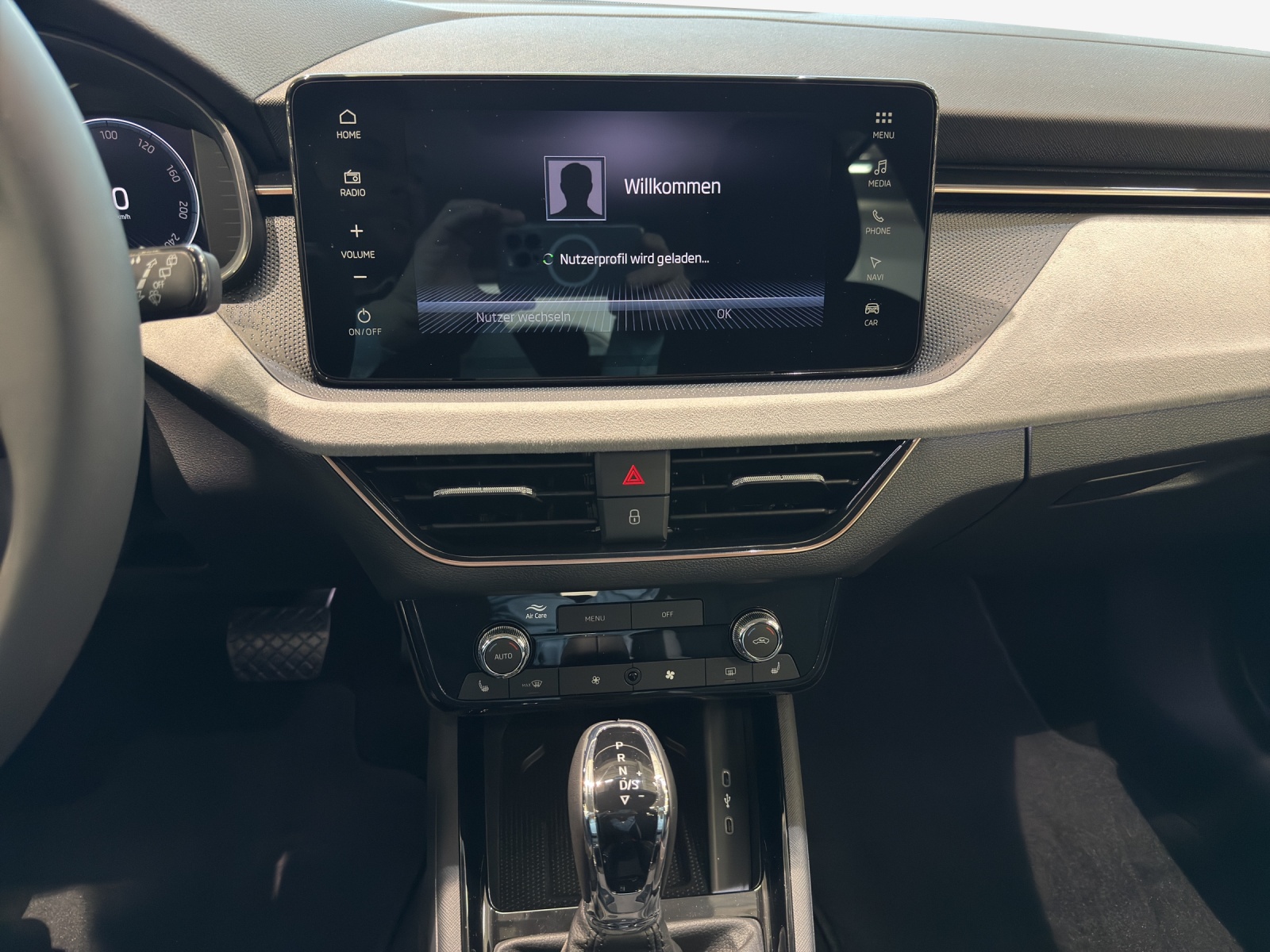 SKODA Kamiq 1.0 TSI Selection DSG-image-10