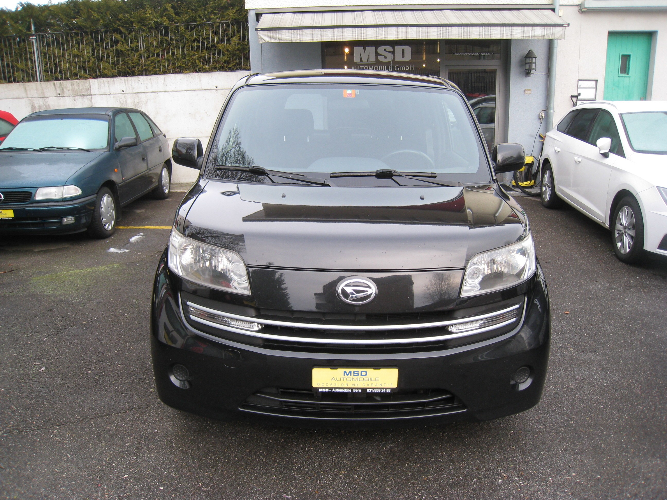 Car photo