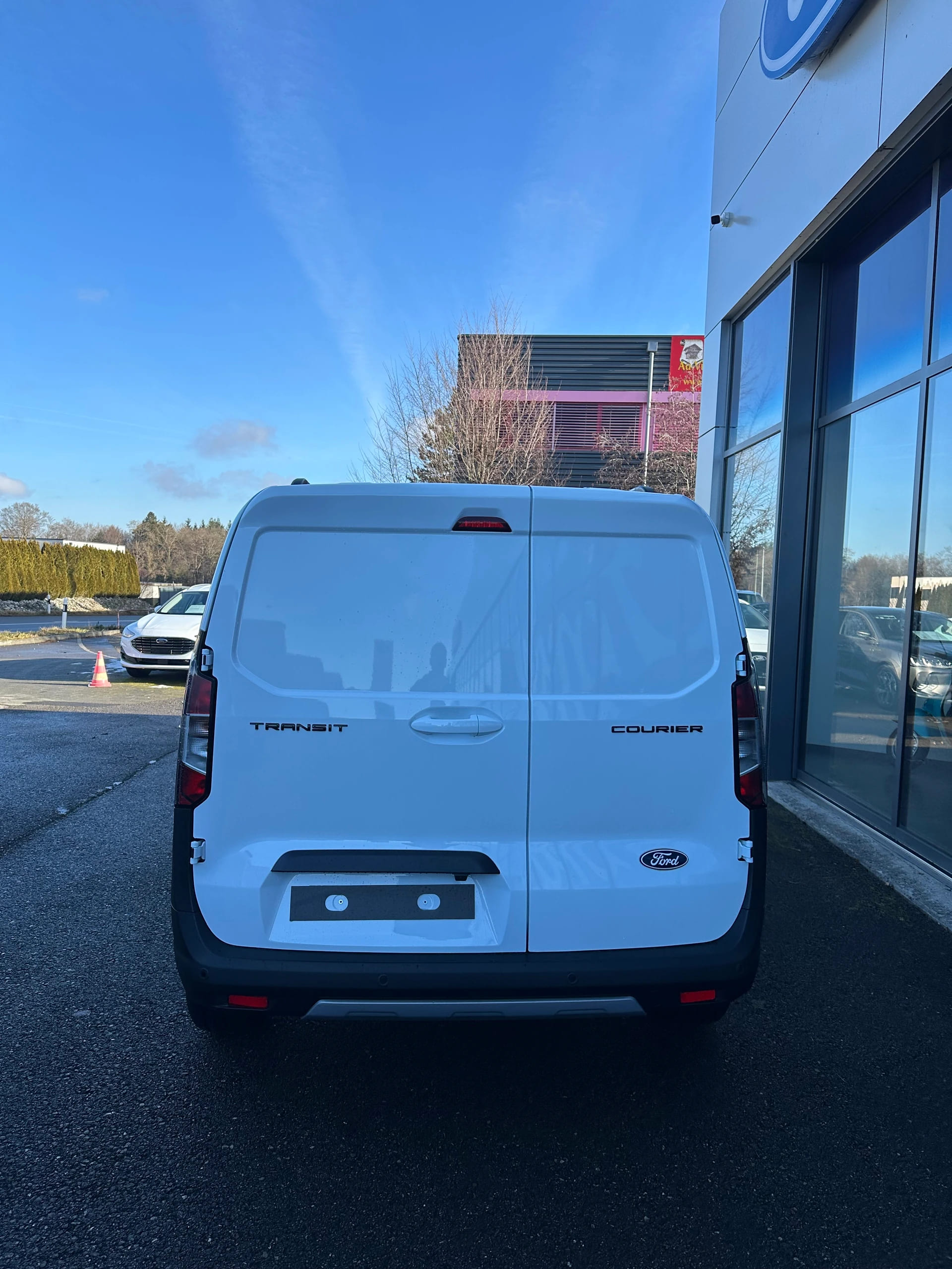 FORD Transit Courier van 1.0 EcoBoost Active-image-4