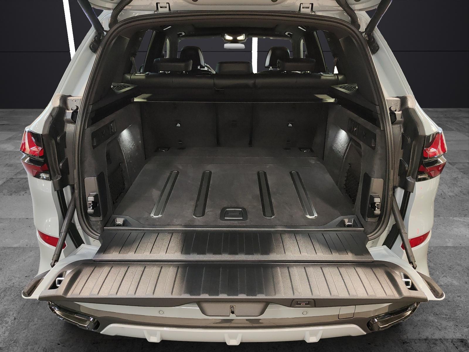BMW X5 30d xDrive SAG-image-12