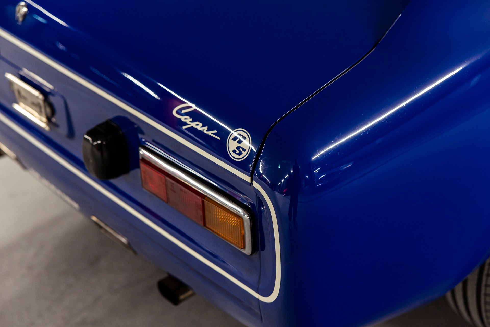 FORD RS 2600i Veteranfahrzeug-image-8