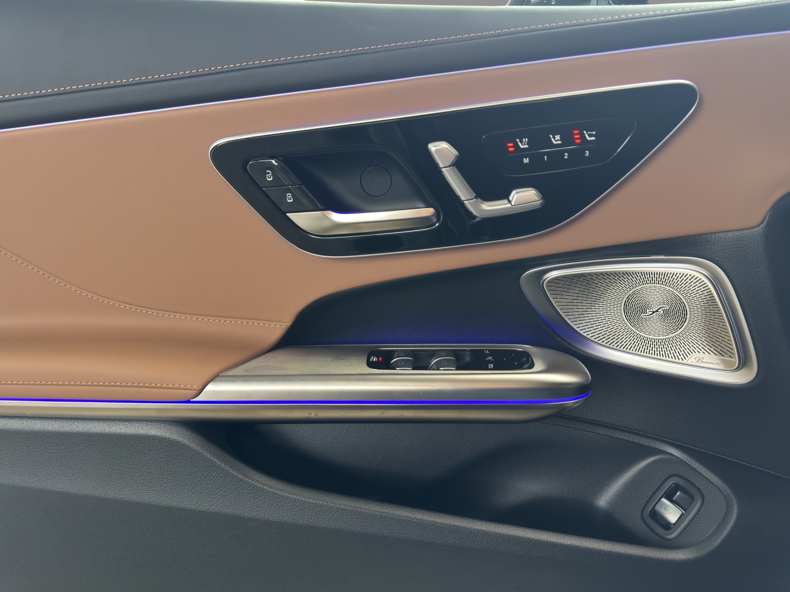 MERCEDES-BENZ CLE 450 Cabrio 4Matic 9G-Tronic-image-14