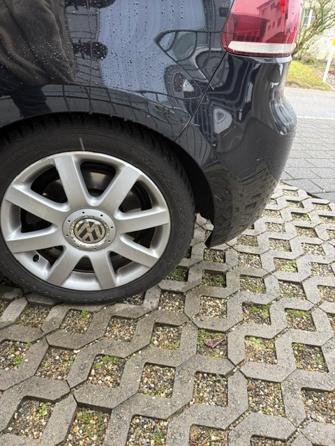 VW Golf 2.0 TSI R 4Motion-image-11