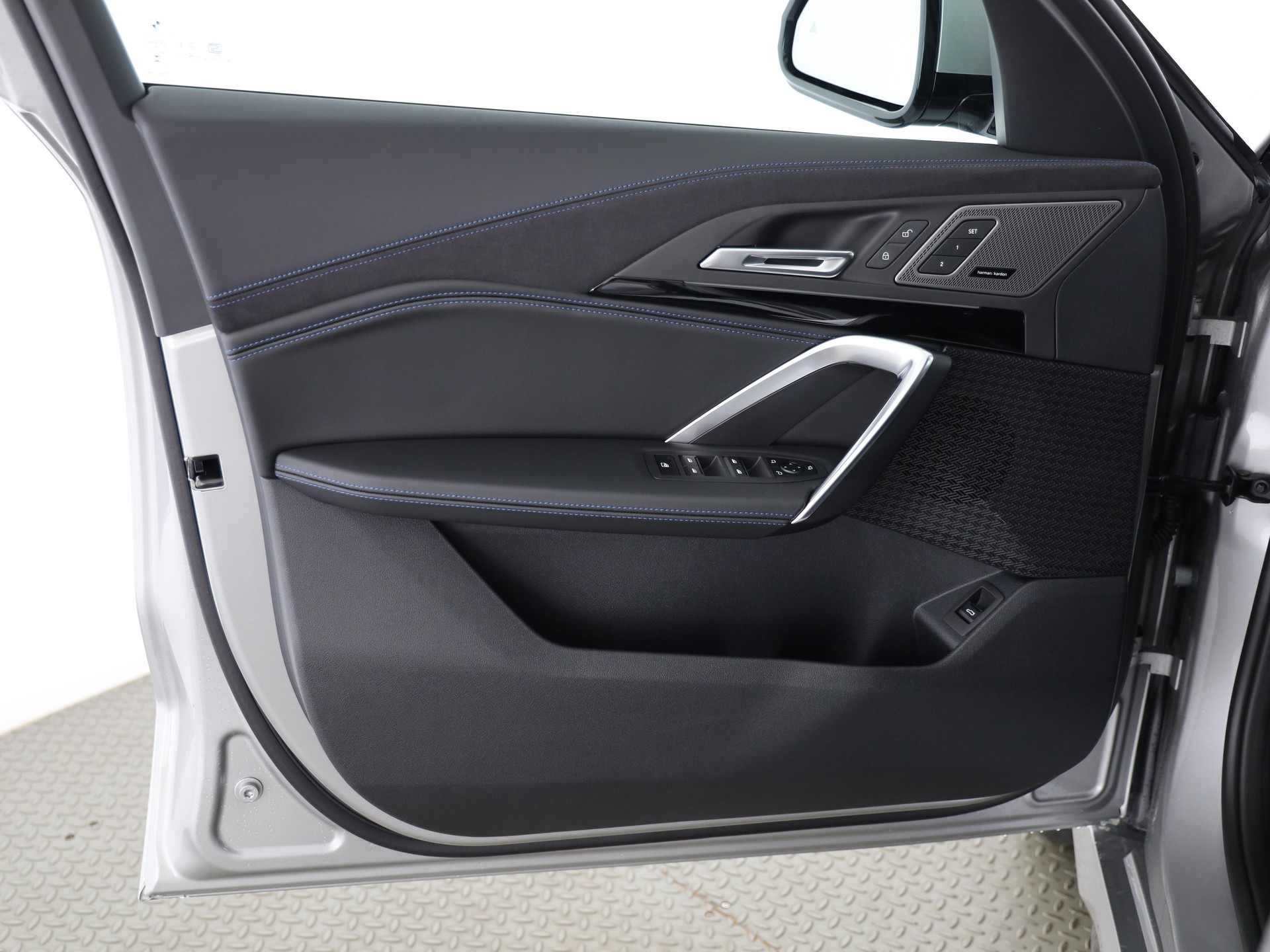 BMW X1 23d xDrive paddles-image-9