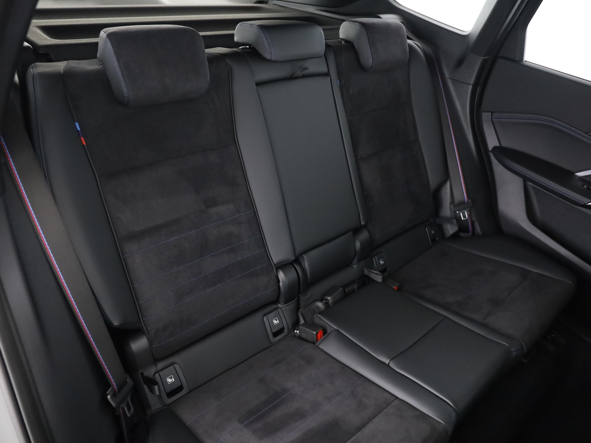 BMW X1 23d xDrive paddles-image-15