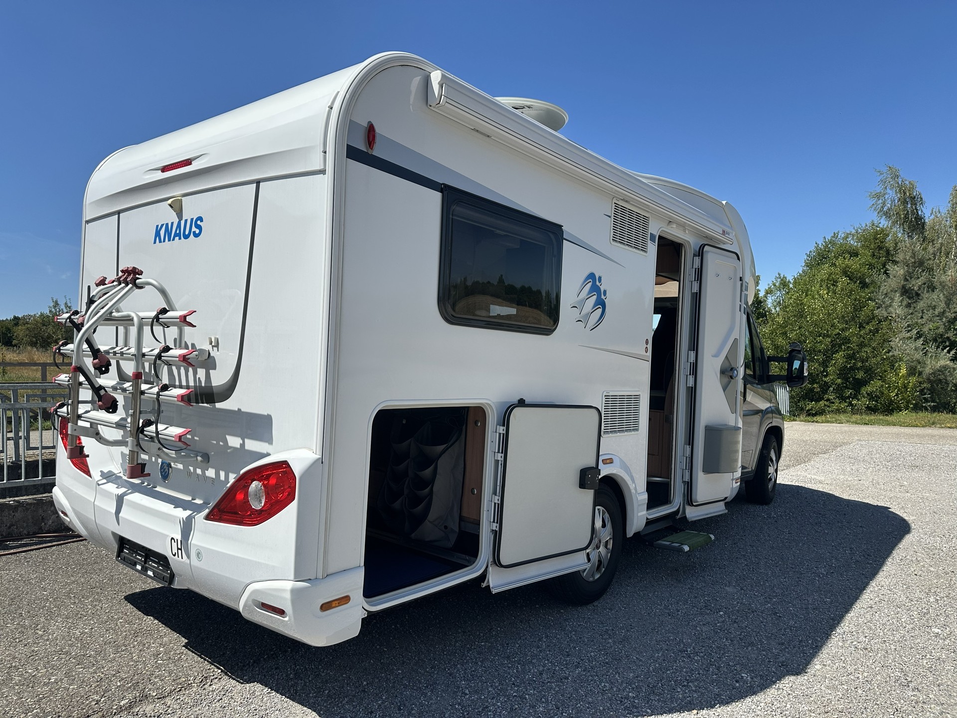KNAUS 650MF-image-3