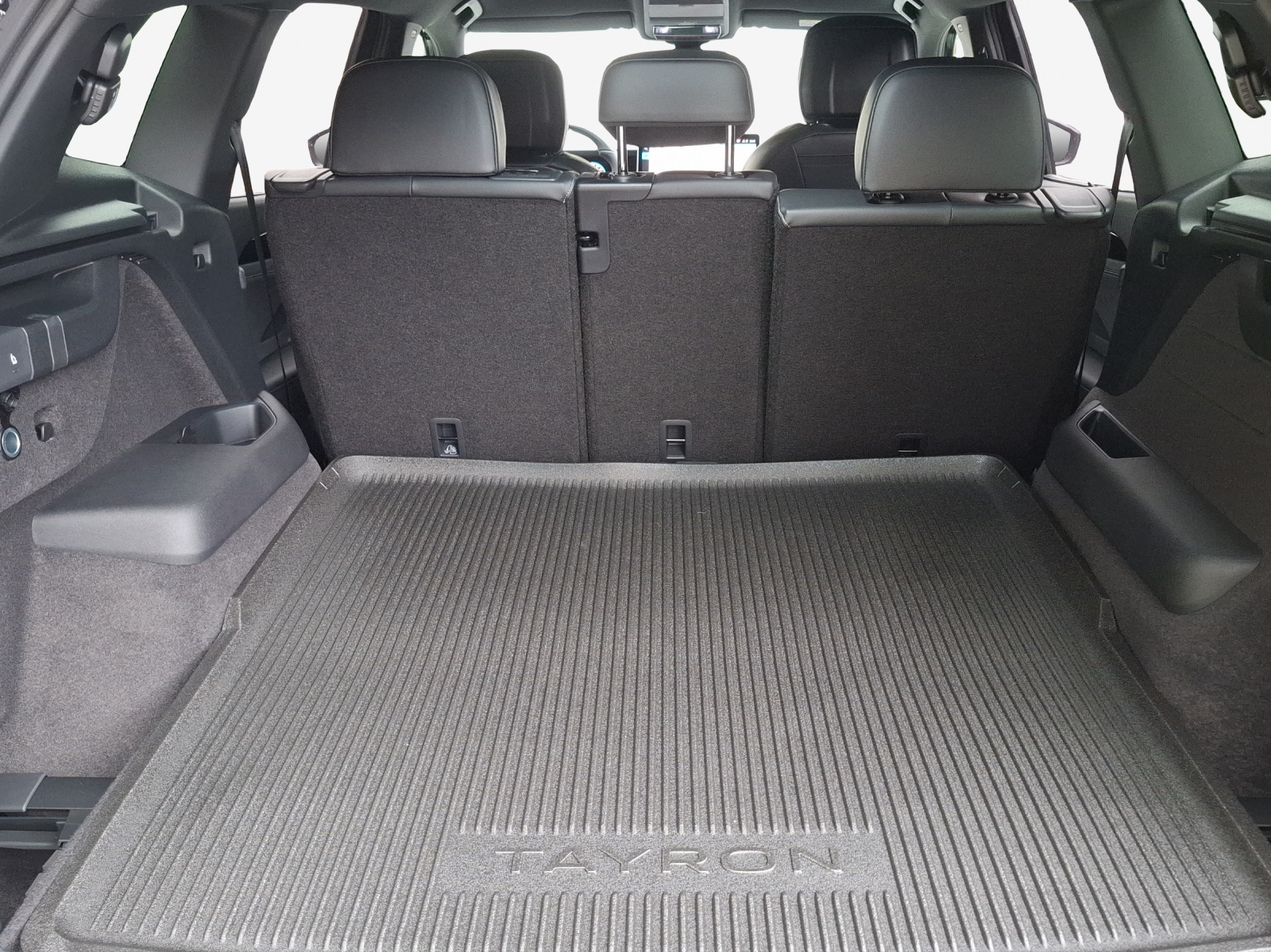 VW Tayron 2.0 TDI SCR R-Line 4Motion DSG-image-12