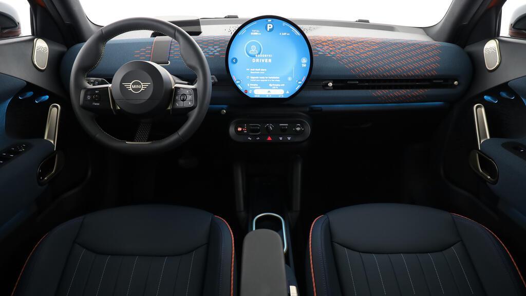 MINI Aceman E-image-11