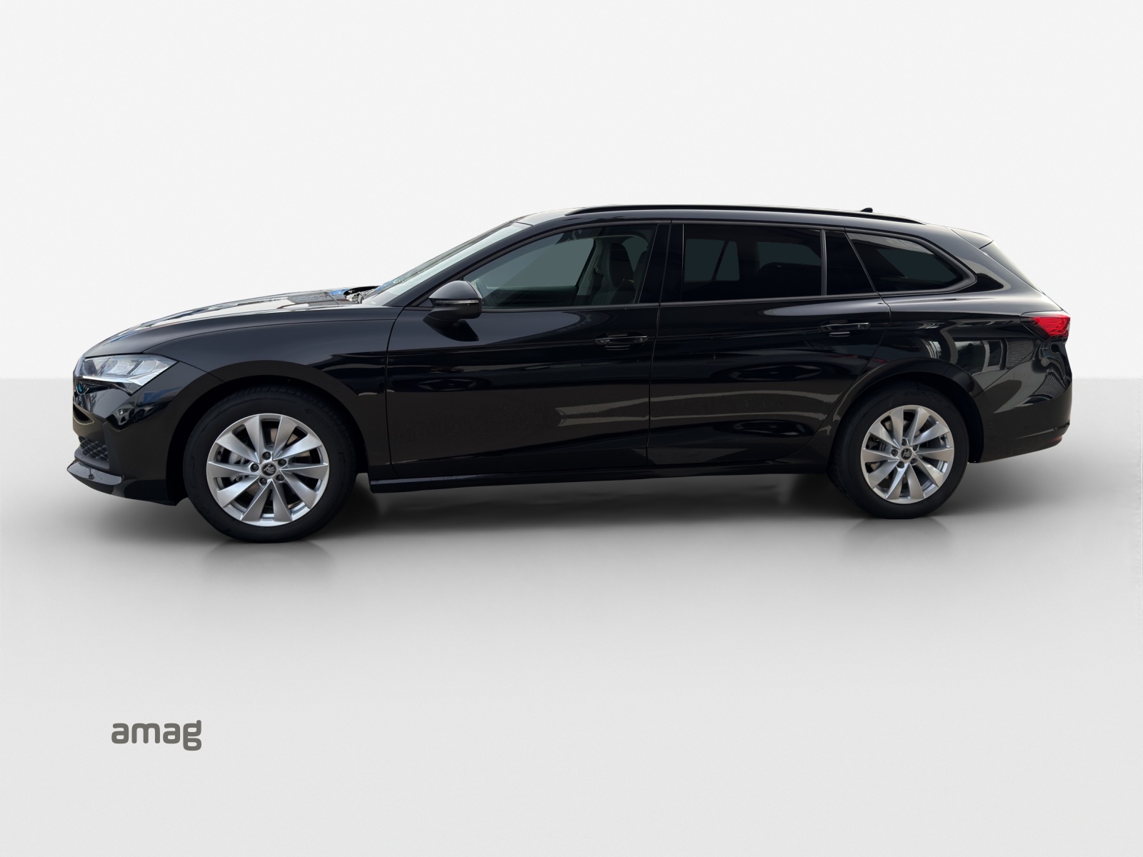 SKODA Superb Combi 1.5 TSI PHEV Selection DSG-image-1