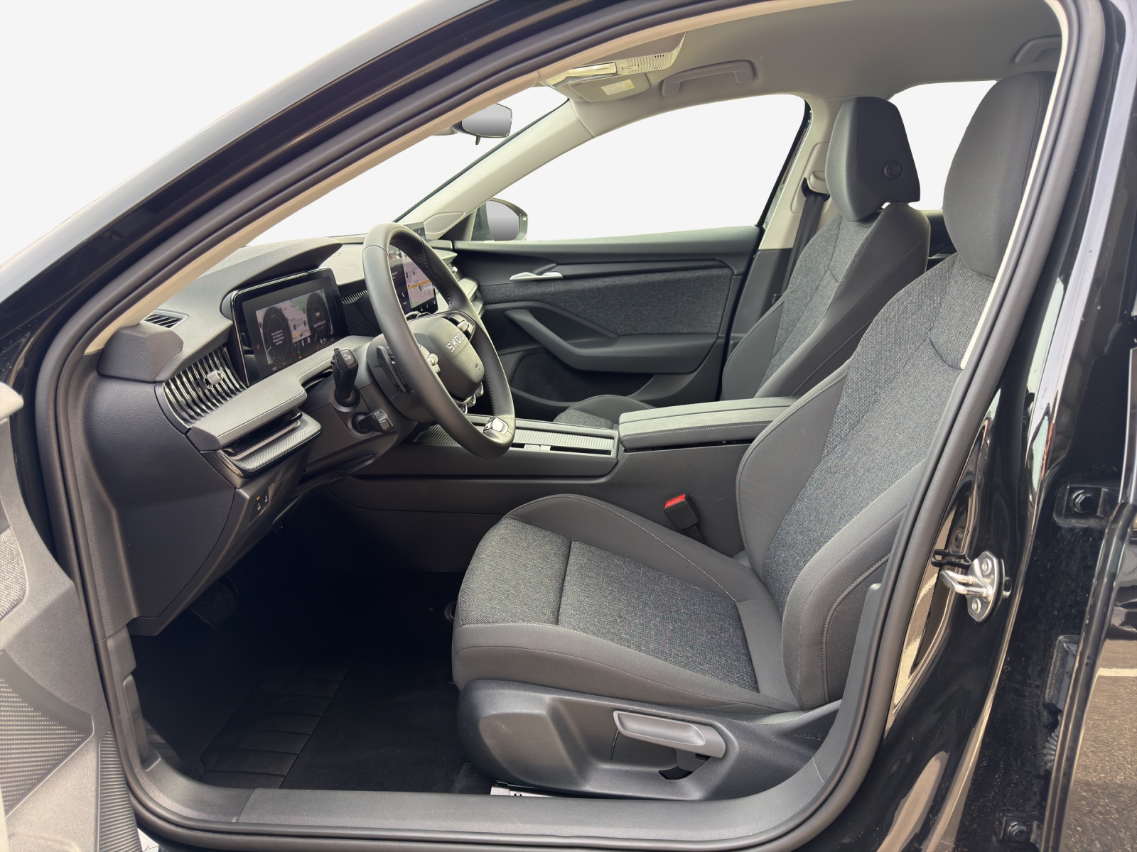 SKODA Superb Combi 1.5 TSI PHEV Selection DSG-image-7