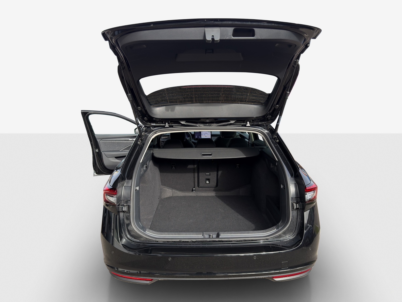 SKODA Superb Combi 1.5 TSI PHEV Selection DSG-image-12