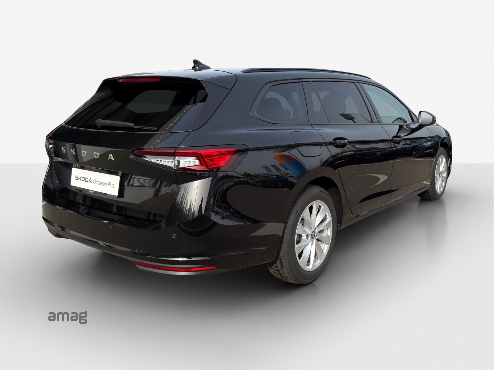 SKODA Superb Combi 1.5 TSI PHEV Selection DSG-image-4