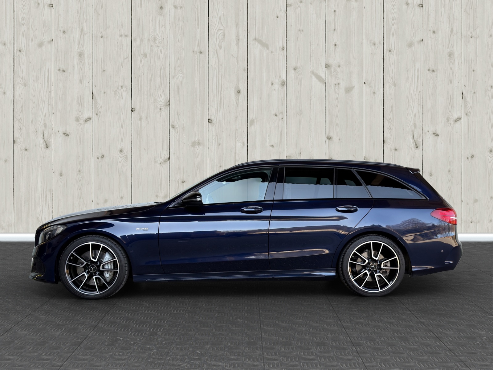 MERCEDES-BENZ C 43 AMG 4Matic 9G-Tronic-image-3