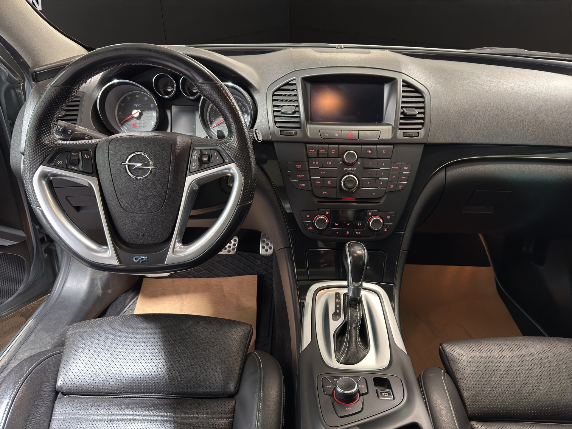 OPEL Insignia Sports Tourer 2.8 Turbo OPC 4WD Automatic-image-9