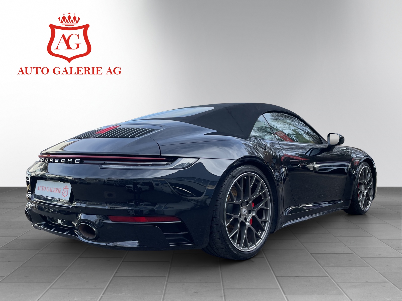 PORSCHE Carrera 4s-image-17