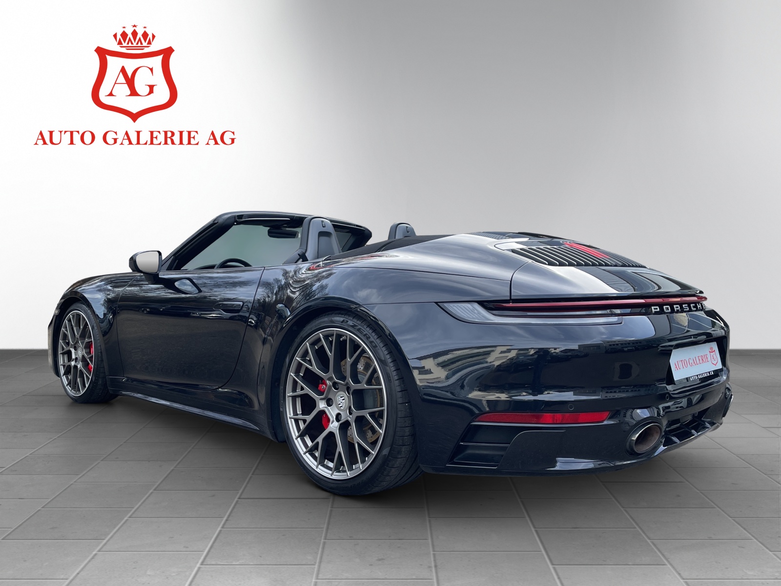 PORSCHE Carrera 4s-image-4