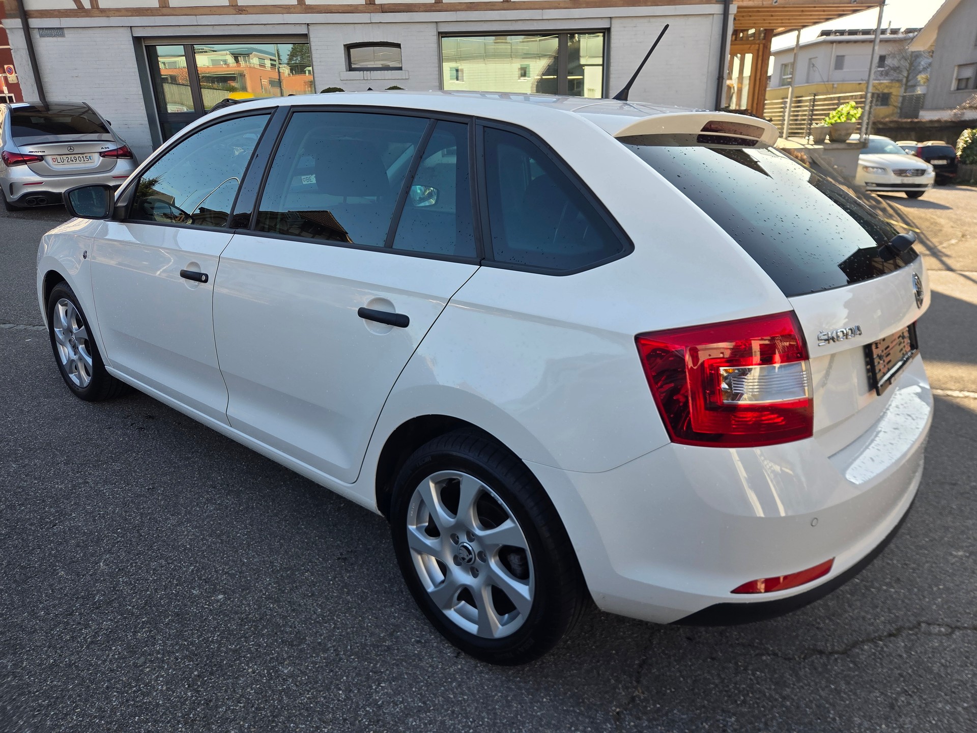 SKODA Rapid Spaceback 1.4 TSI Active DSG-image-6