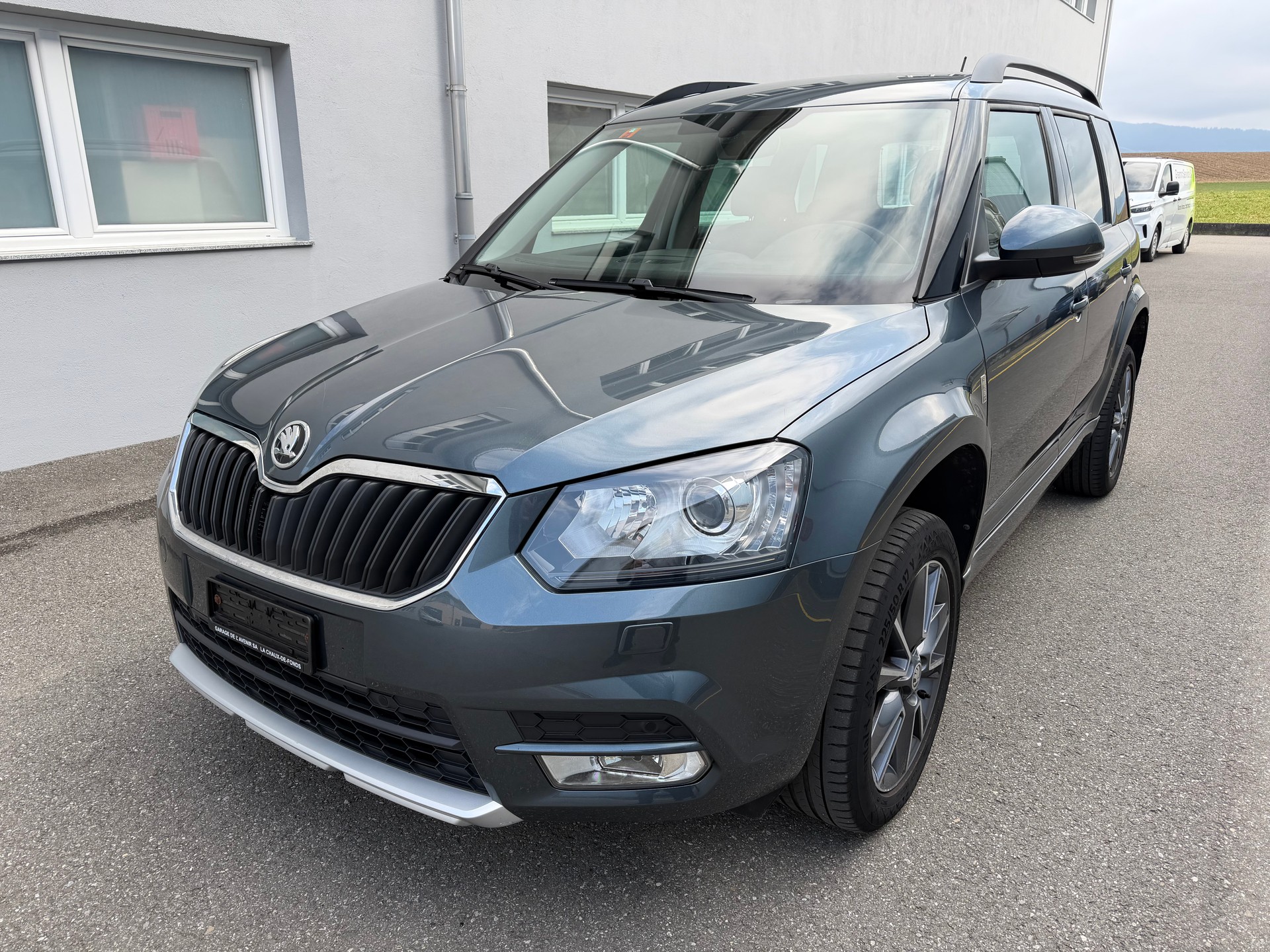 SKODA Yeti 1.4 TSI Outdoor Swiss Line 25 4x4-image-2