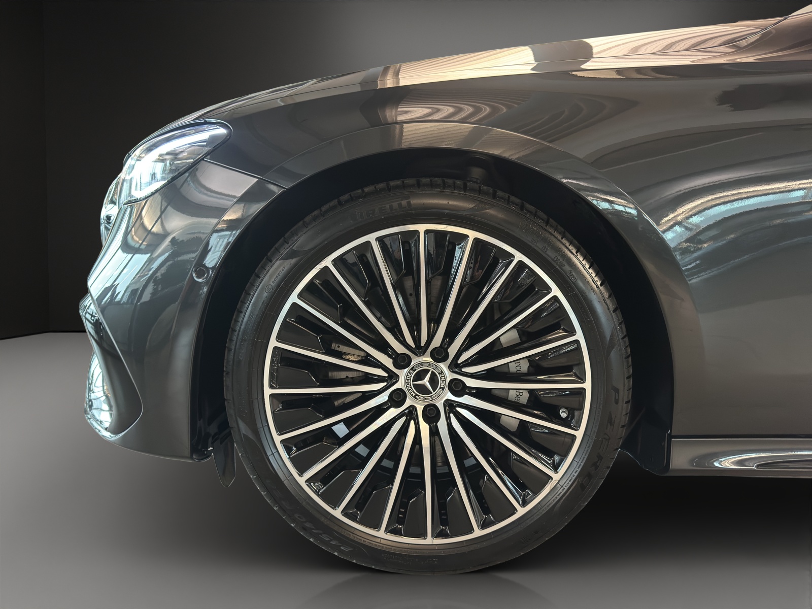 MERCEDES-BENZ E 220 d T 4M 9G-Tronic-image-7