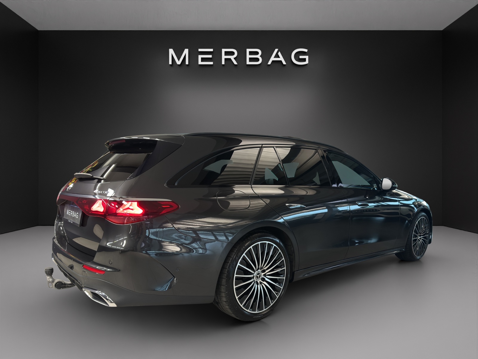 MERCEDES-BENZ E 220 d T 4M 9G-Tronic-image-5