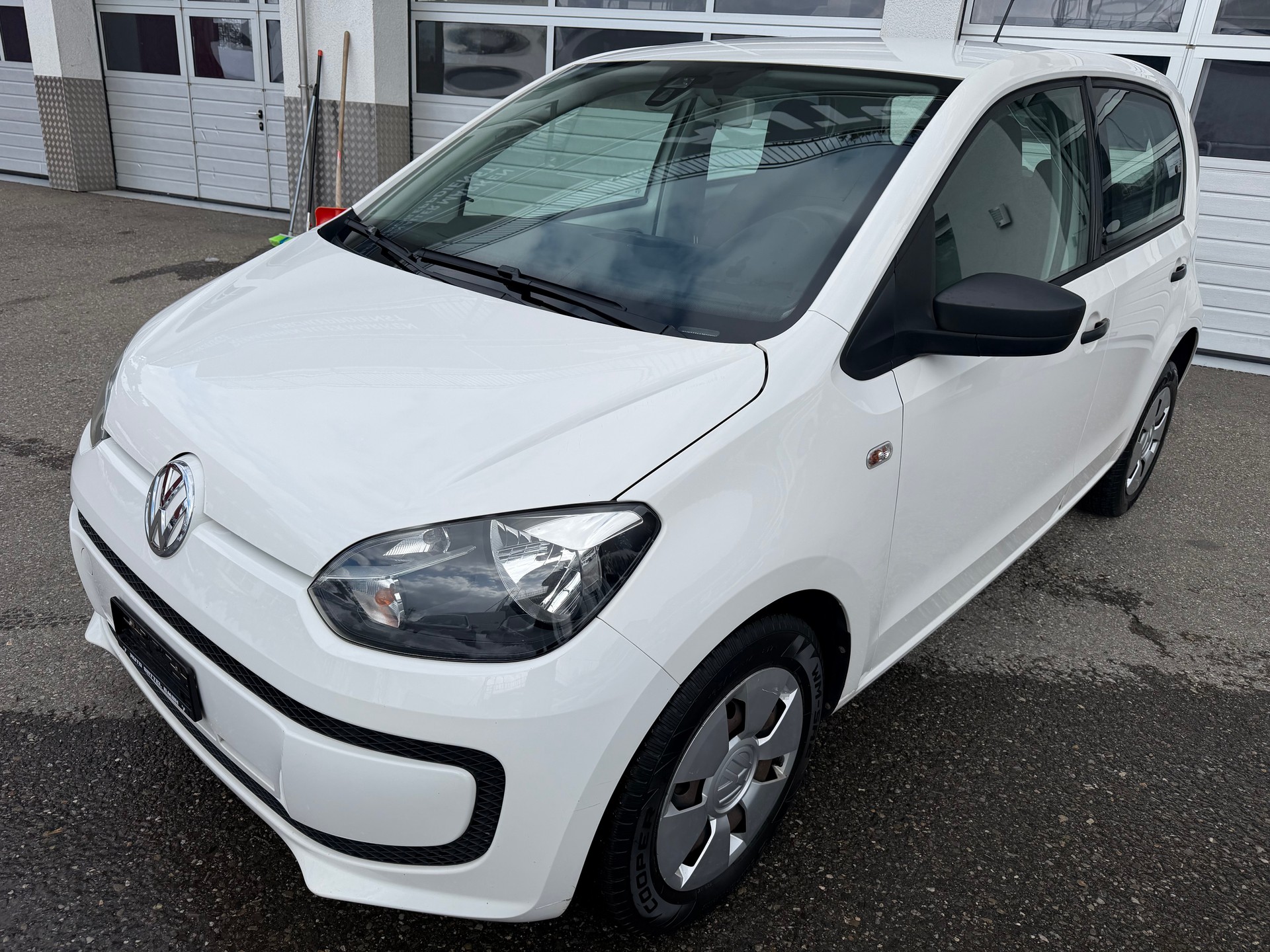 VW Up 1.0 take up