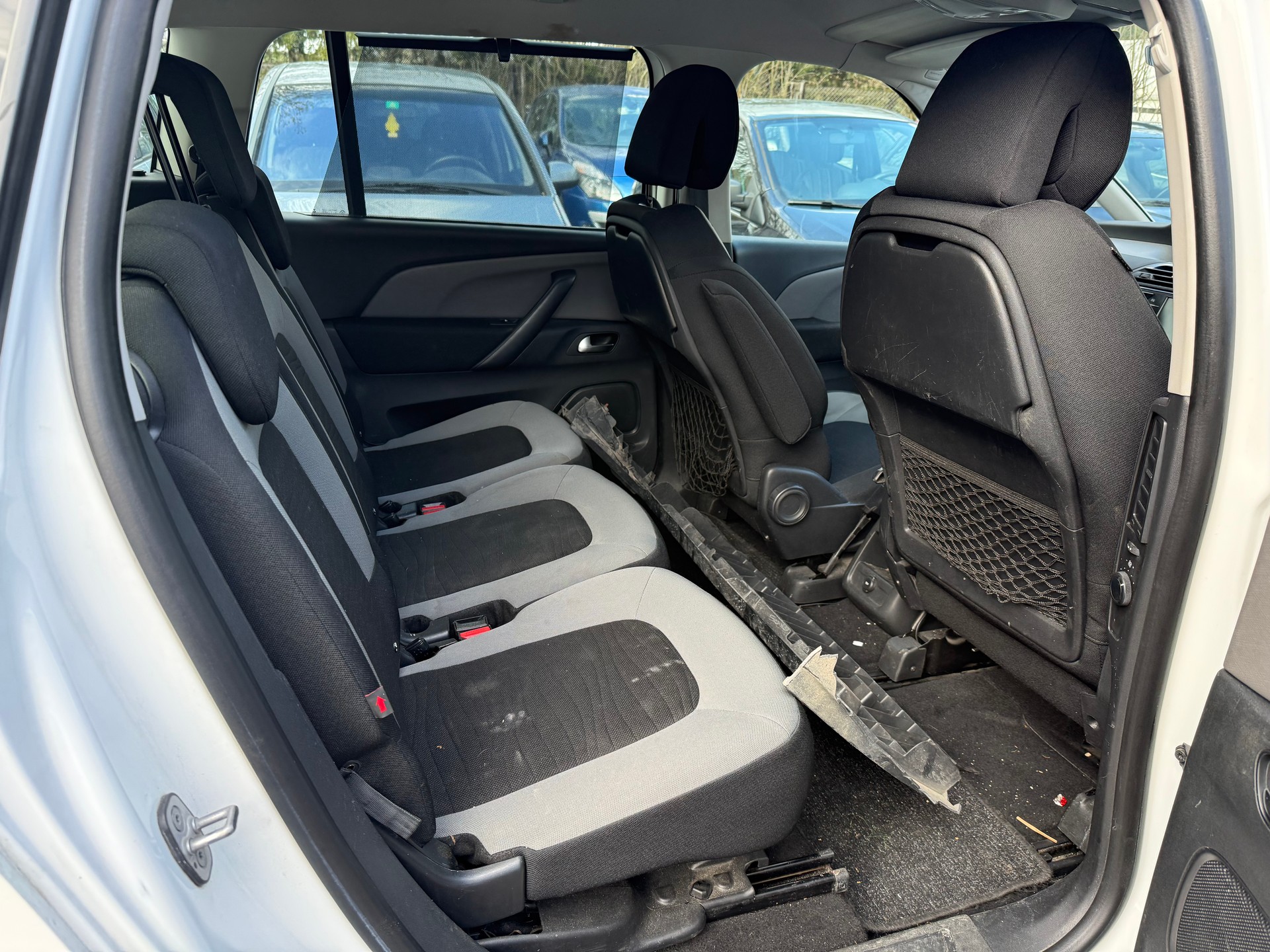 CITROEN Grand C4 Picasso 1.2 Pure Tech Séduction-image-9